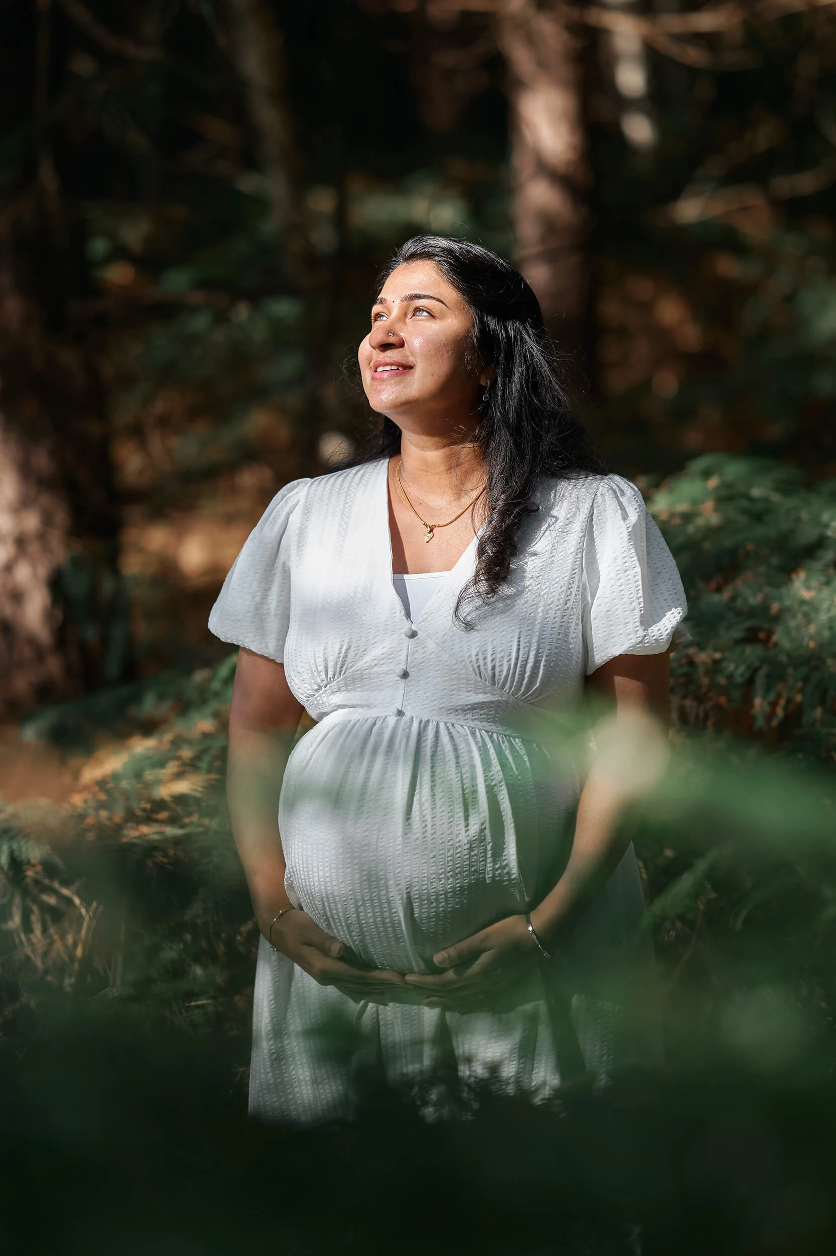 what-to-wear-for-maternity-photoshoot-surrey-example-kezia-tan