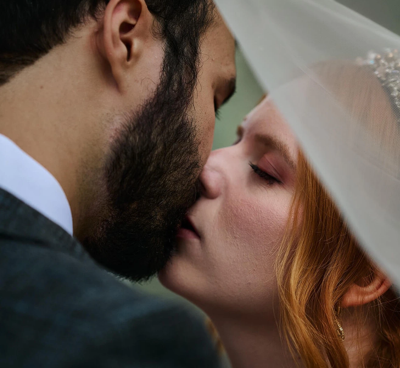 romantic-creative-wedding-photographer-london