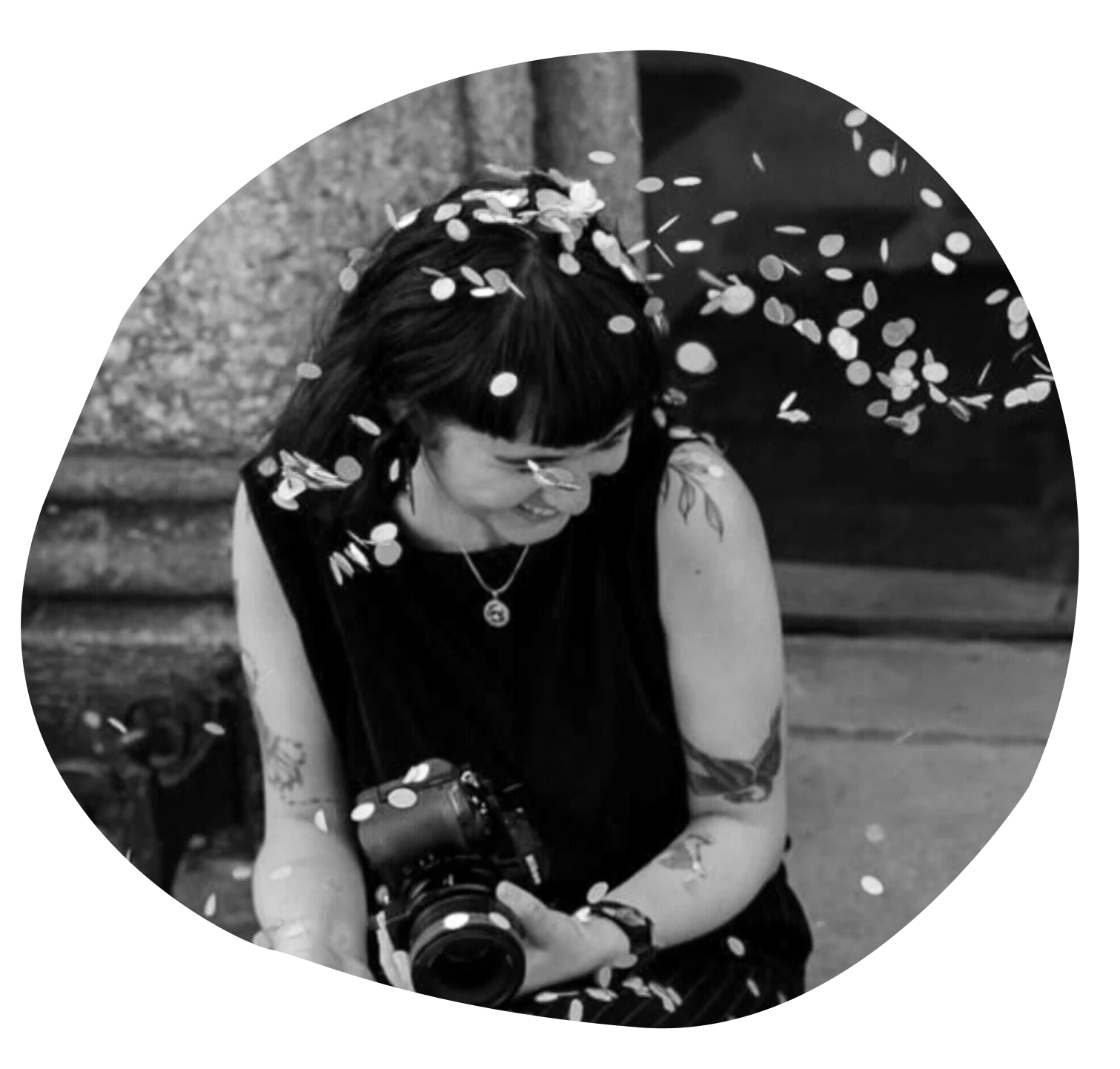 210151114413392-wedding-photo---bw---shape-17688222043282.png