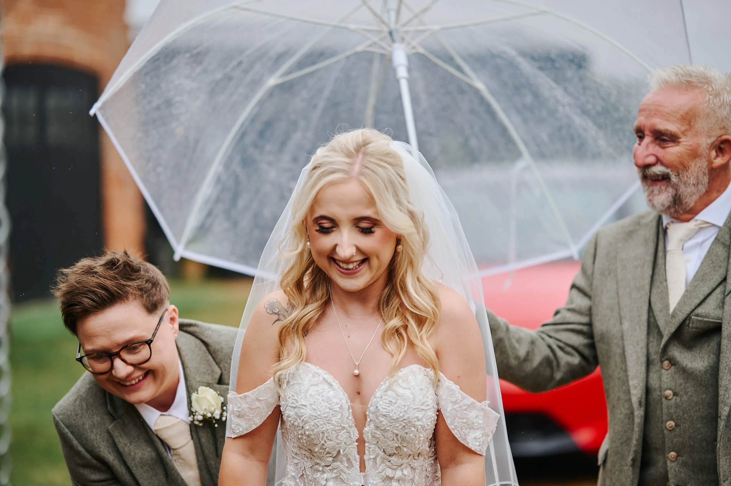alternative-countryside-wedding-in-suffolk-photograhper-