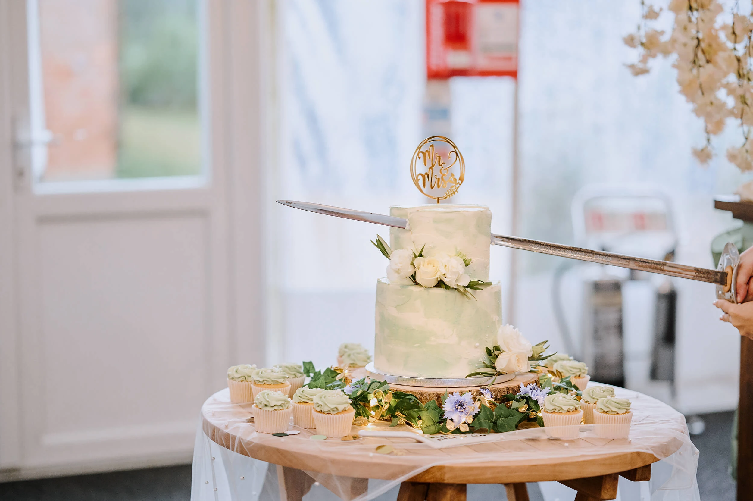 alternative-creative-wedding-photographer-suffolk-barn-venue