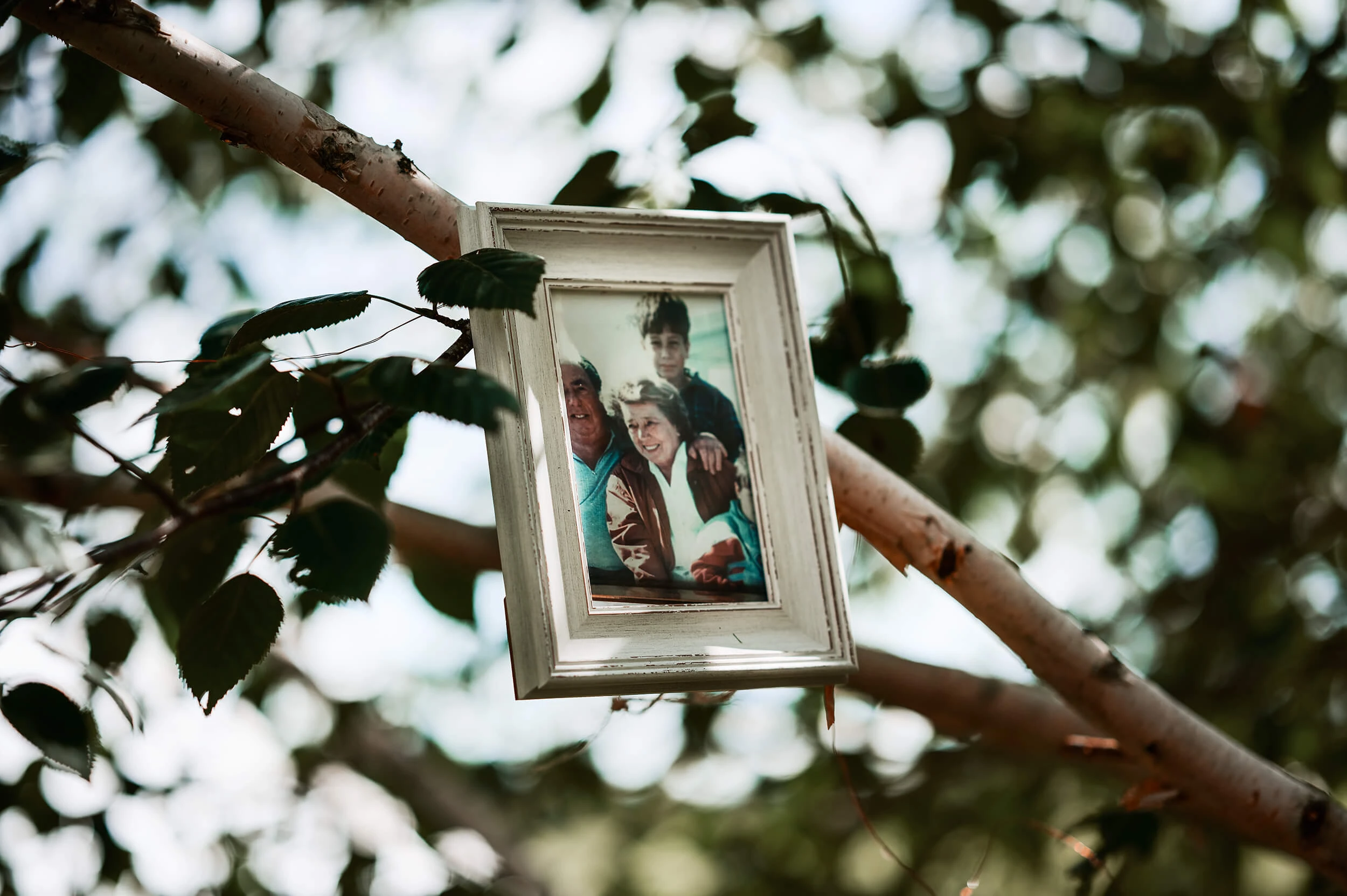 Boho_Gothic_Romantic_Relaxed_Alternative_Wedding_Photographer_In_Suffolk_Kezia_Tan
