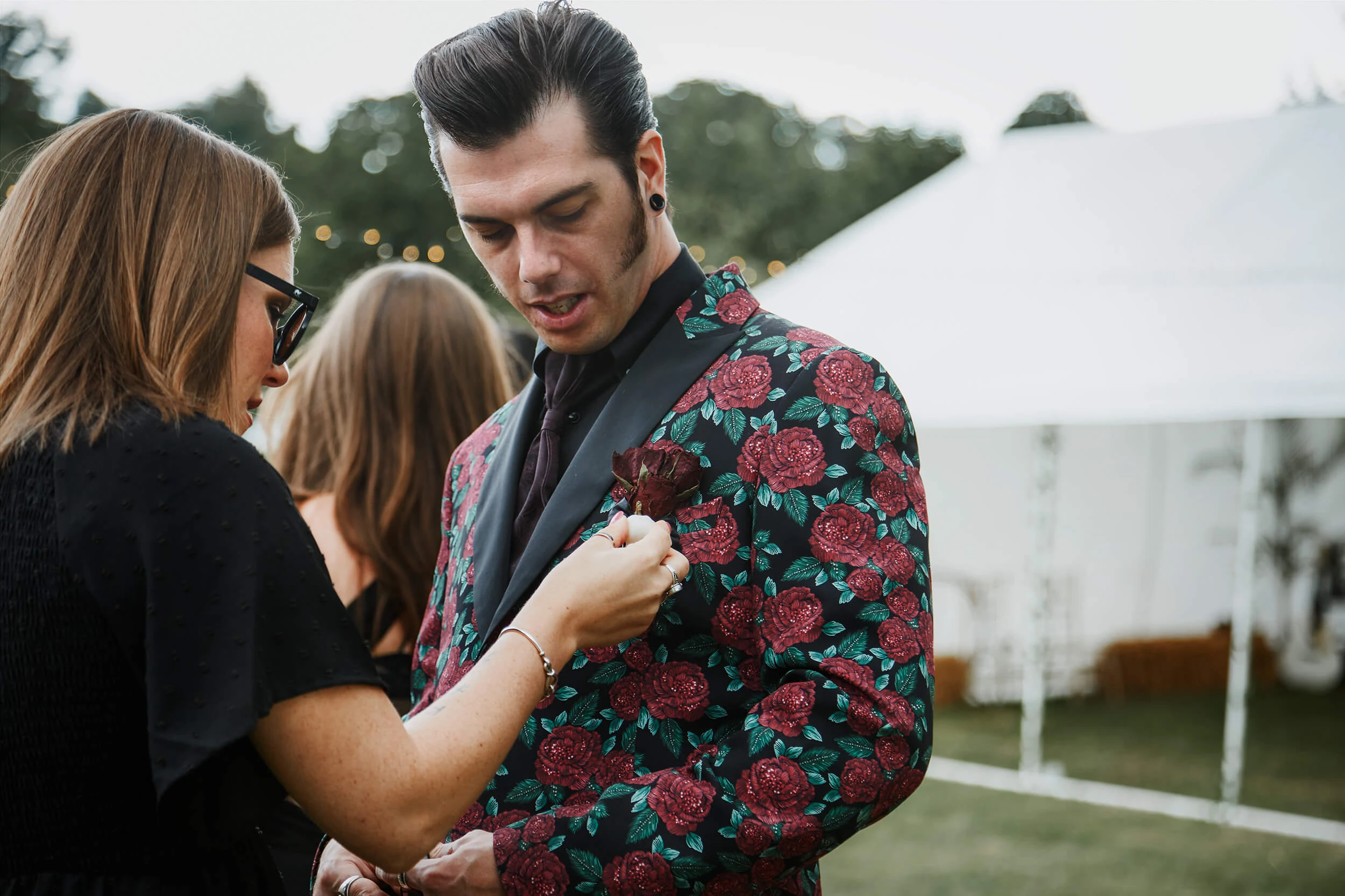 Boho_Gothic_Romantic_Relaxed_Alternative_Wedding_Photographer_In_Suffolk_Kezia_Tan
