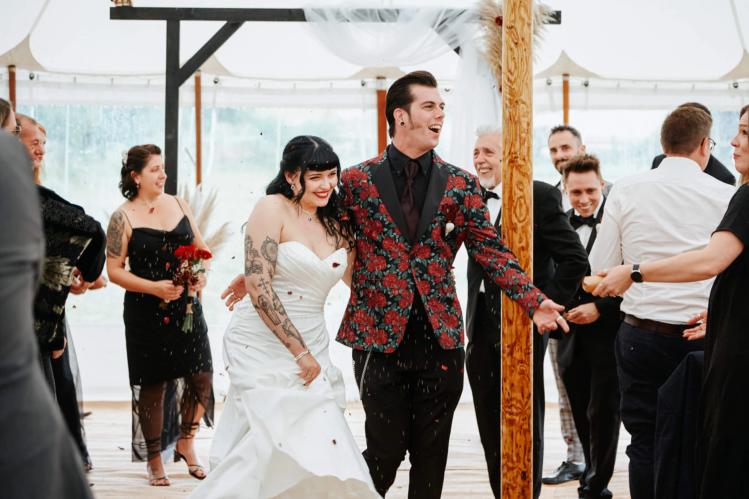 Boho_Gothic_Romantic_Relaxed_Alternative_Wedding_Photographer_In_Suffolk_Kezia_Tan