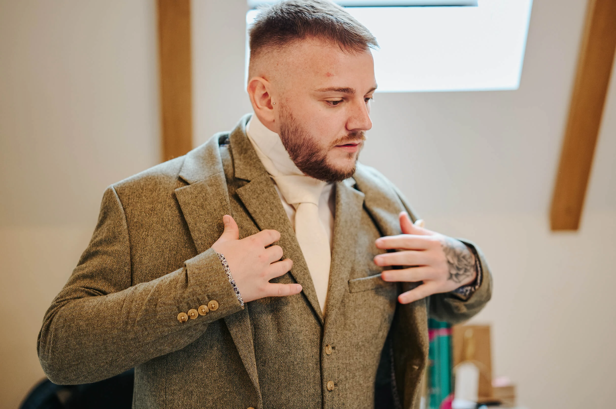 bride-prep-airbnb-suffolk-wedding