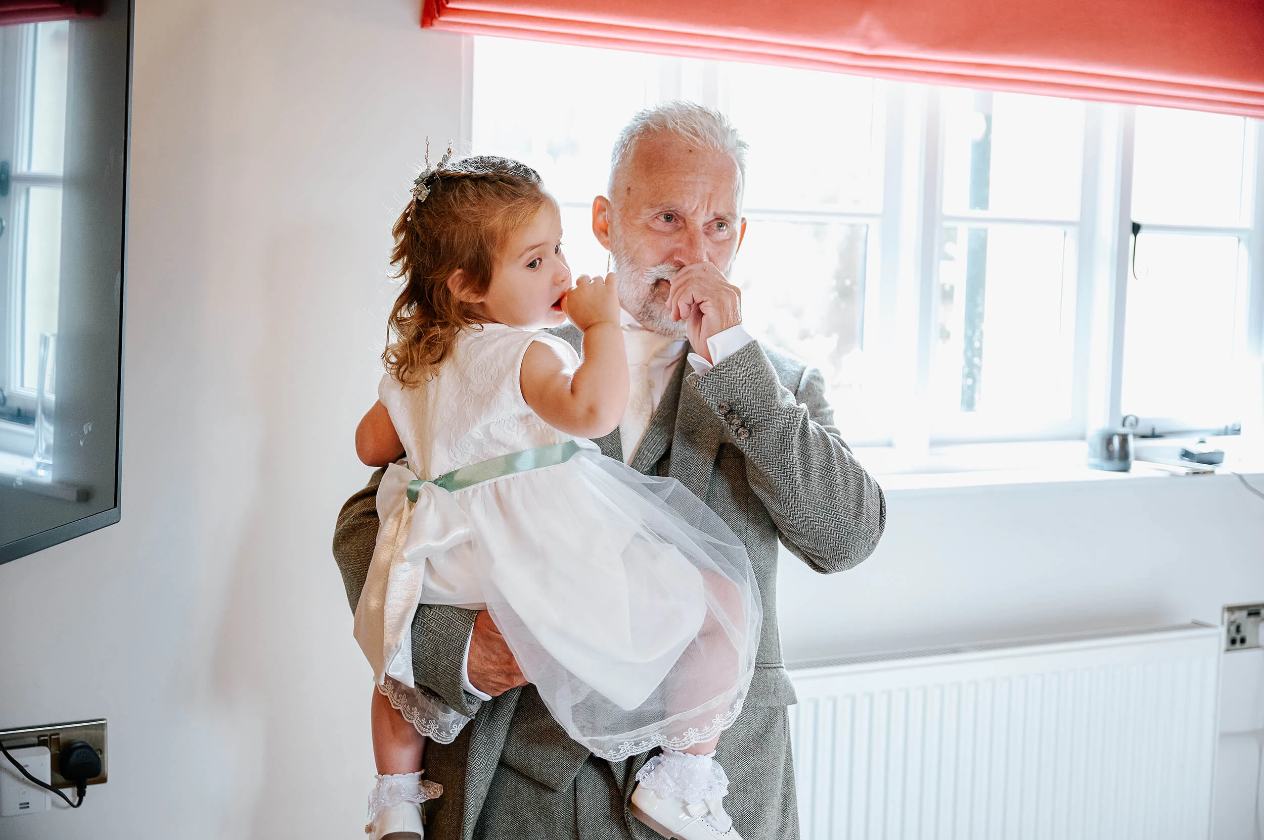 bride-prep-airbnb-suffolk-wedding
