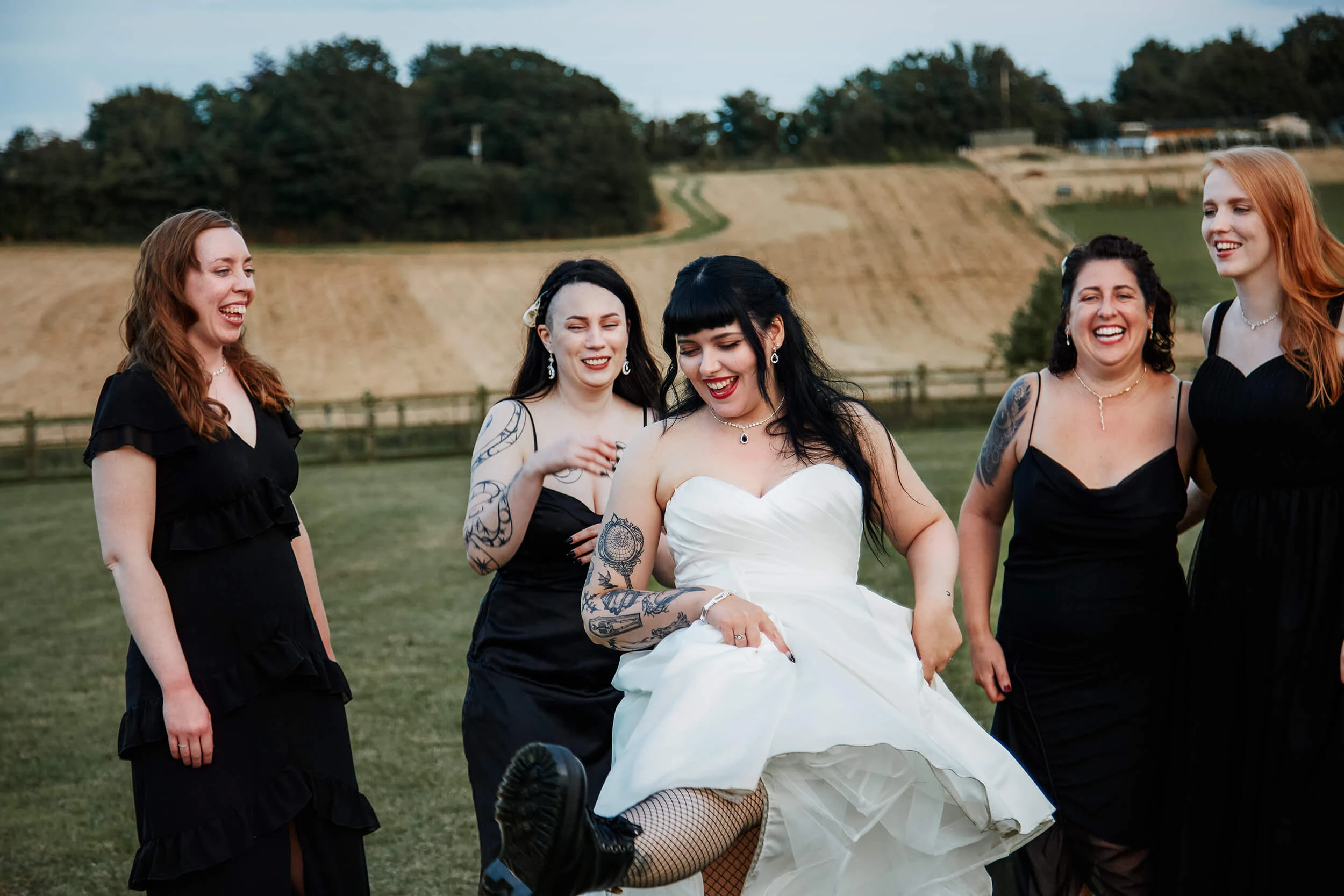 Bridemaid_Wedding_Photographer_Inspo_In_suffolk_Kezia_Tan