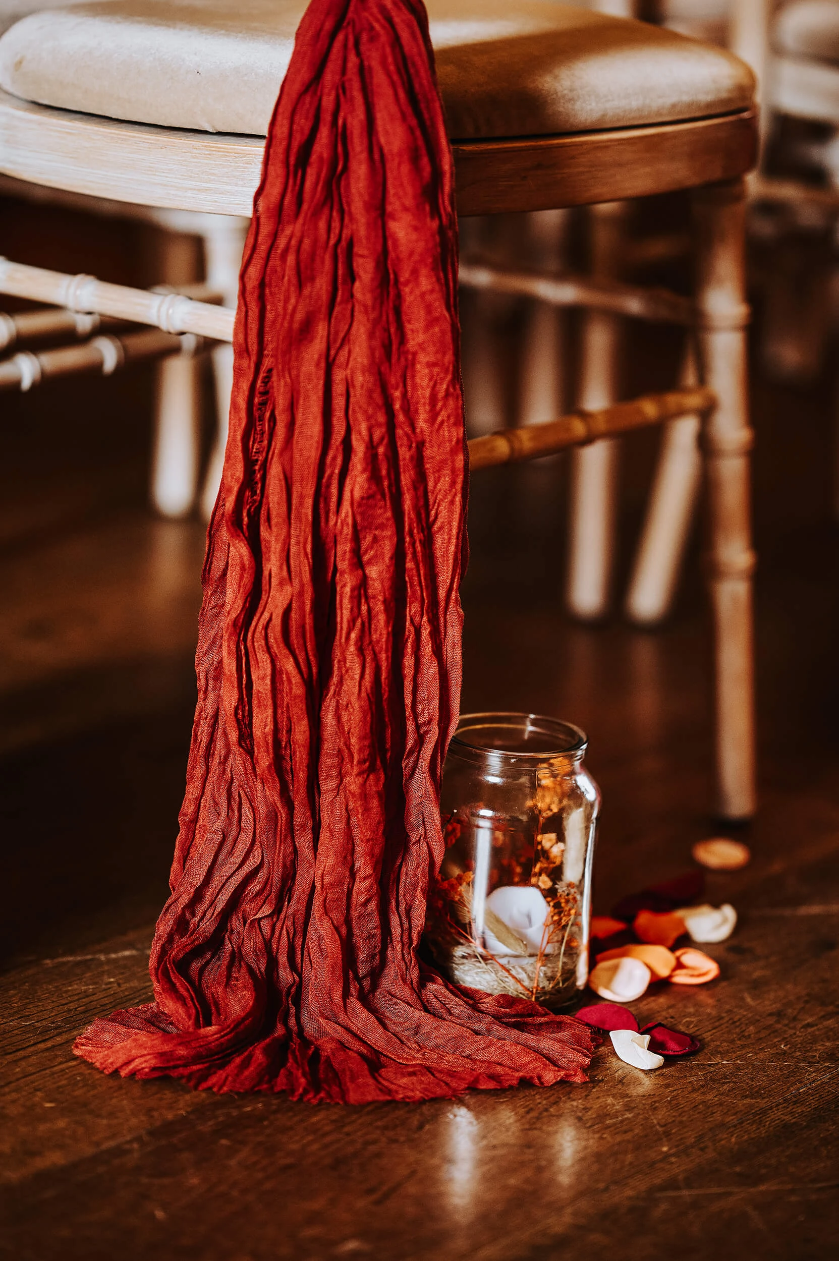 DIY wedding ceremony d&eacute;cor at The White Hart in Essex with candles, flowers and handmade details