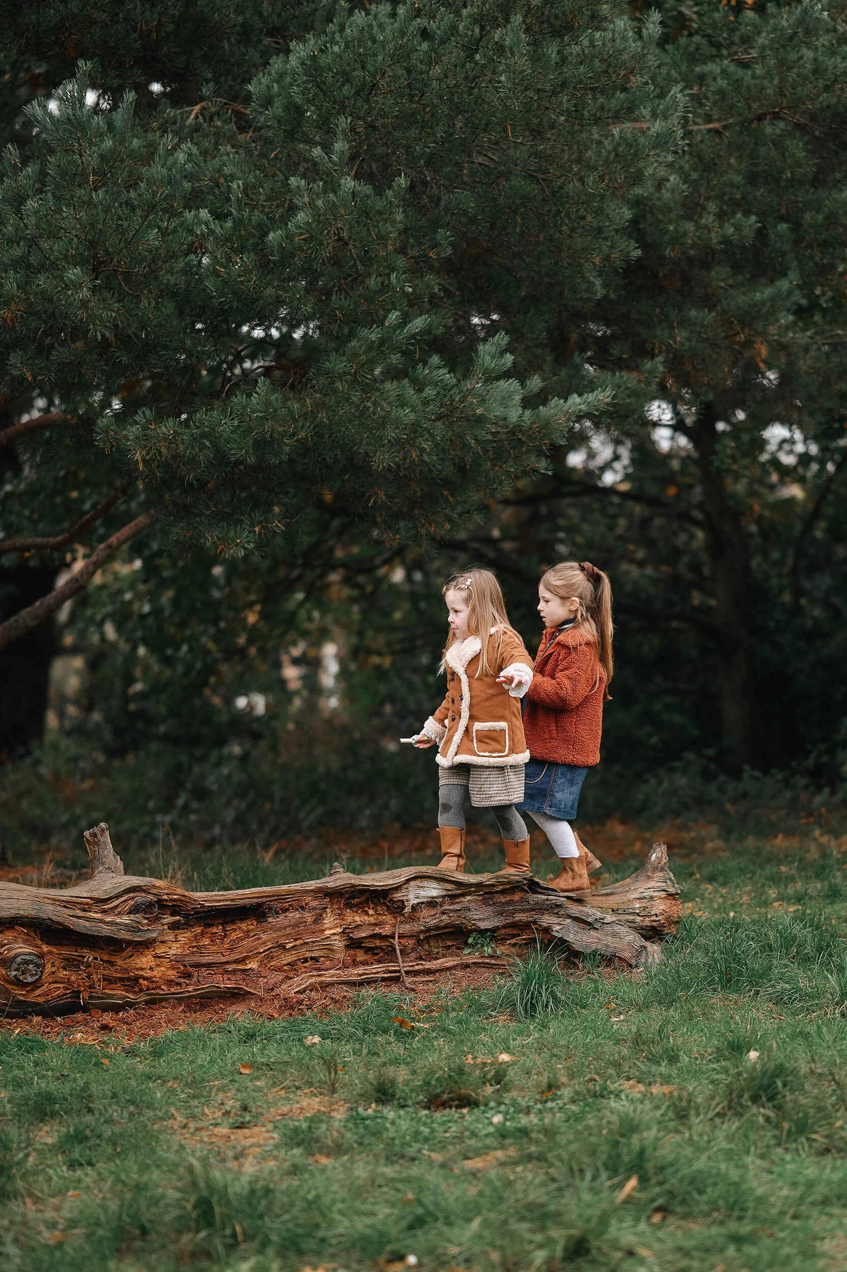 family photo shoot outdoors in surrey