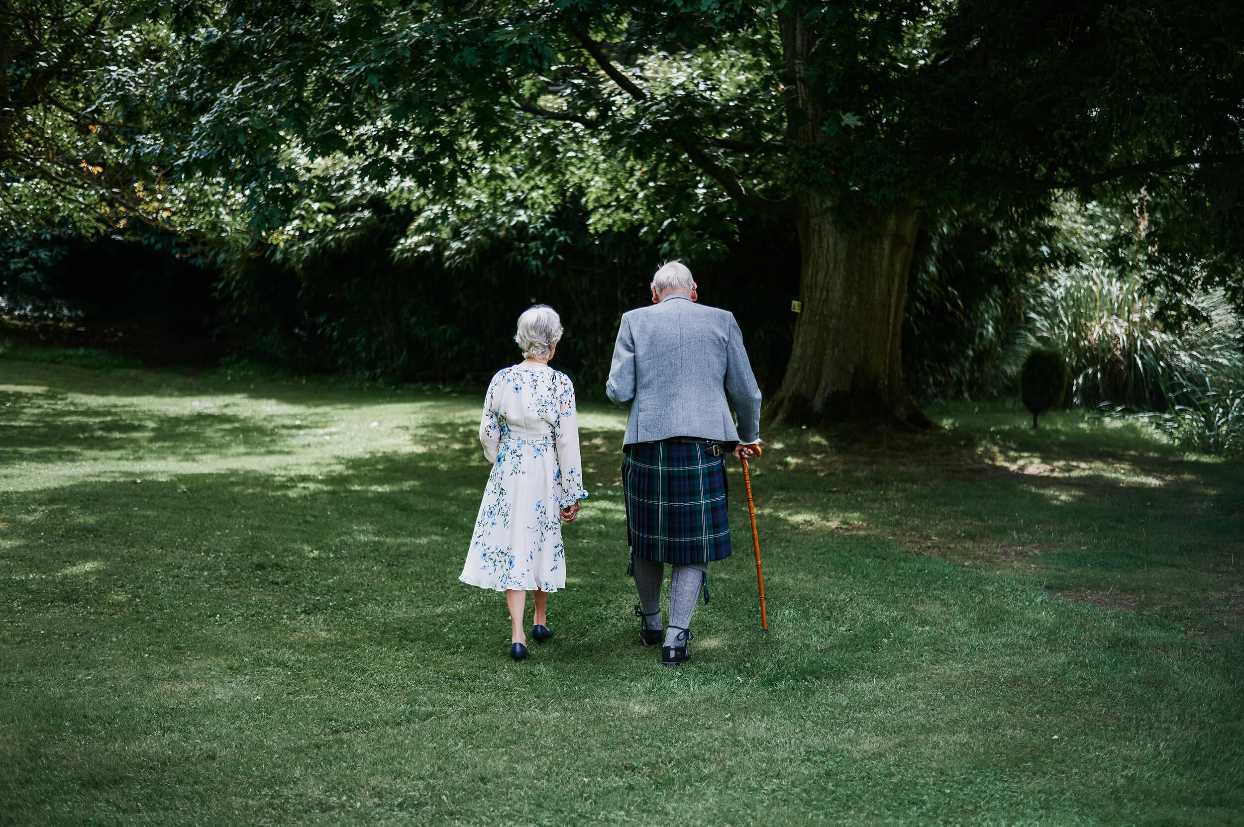 female-wedding-photographer-london-editorial-documentary