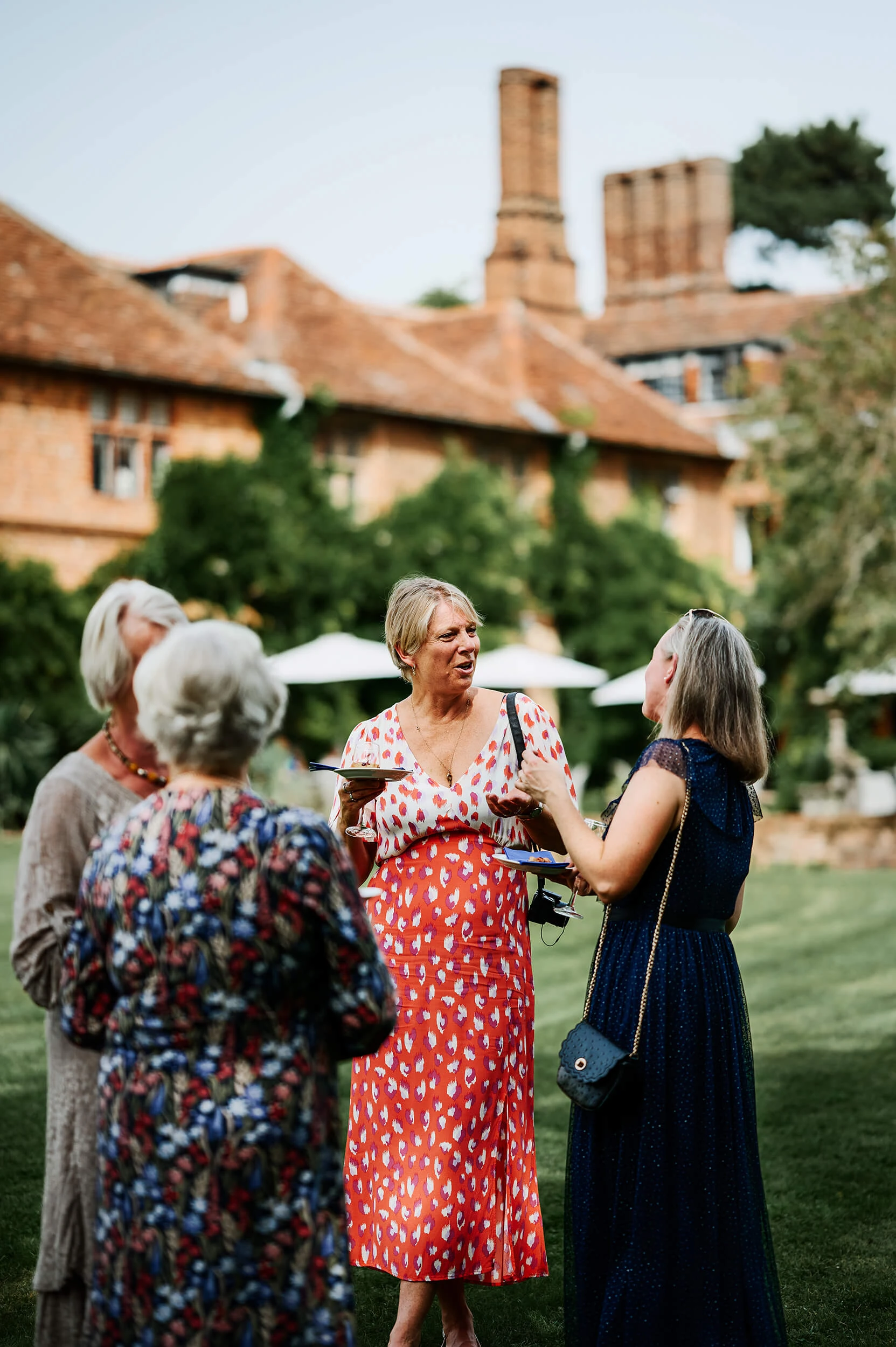 female-wedding-photographer-london-editorial-documentary