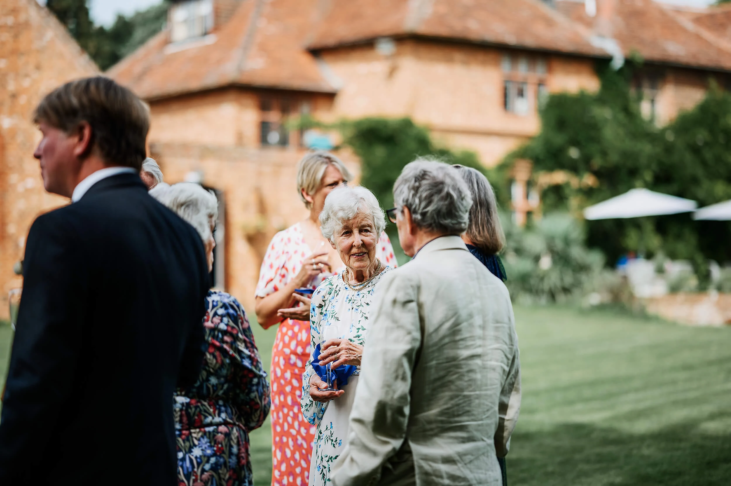 female-wedding-photographer-london-editorial-documentary