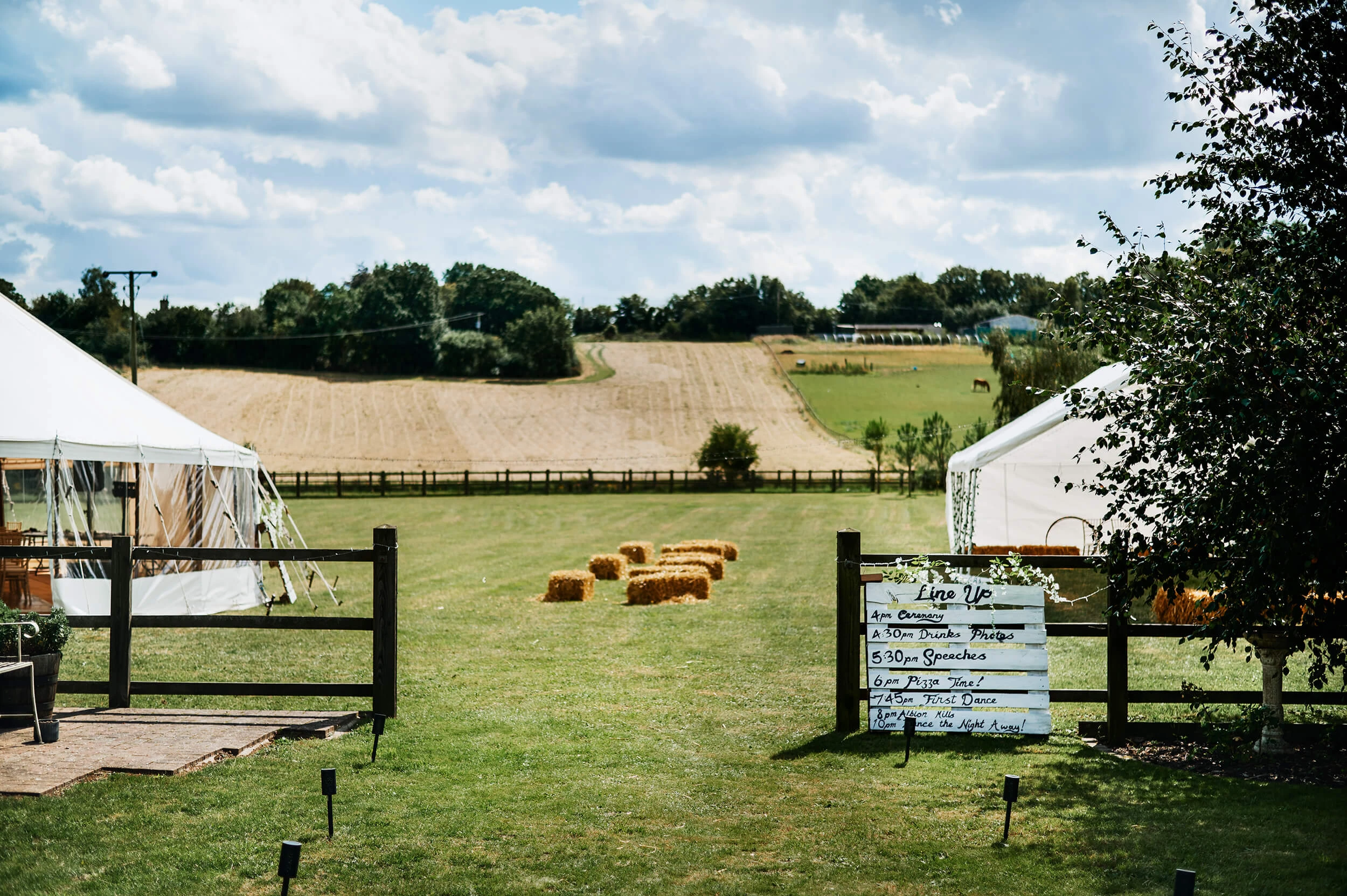 Boho_Gothic_Romantic_Relaxed_Alternative_Wedding_Photographer_In_Suffolk_Kezia_Tan
