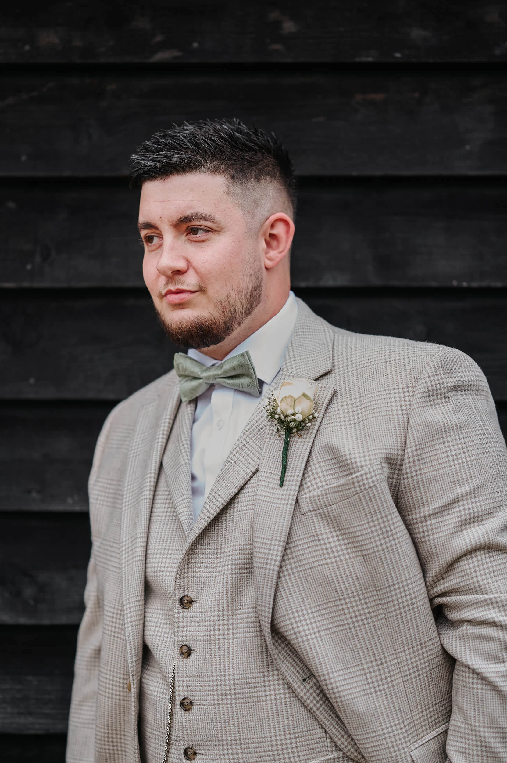 alternative-countryside-wedding-in-suffolk-photograhper-