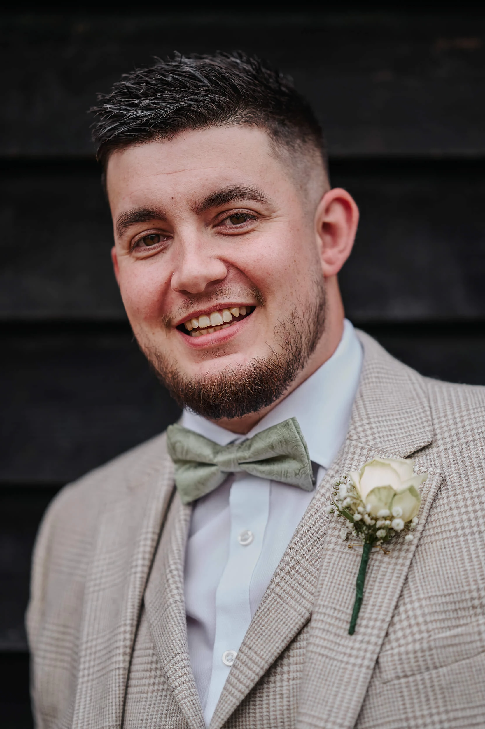 alternative-countryside-wedding-in-suffolk-photograhper-