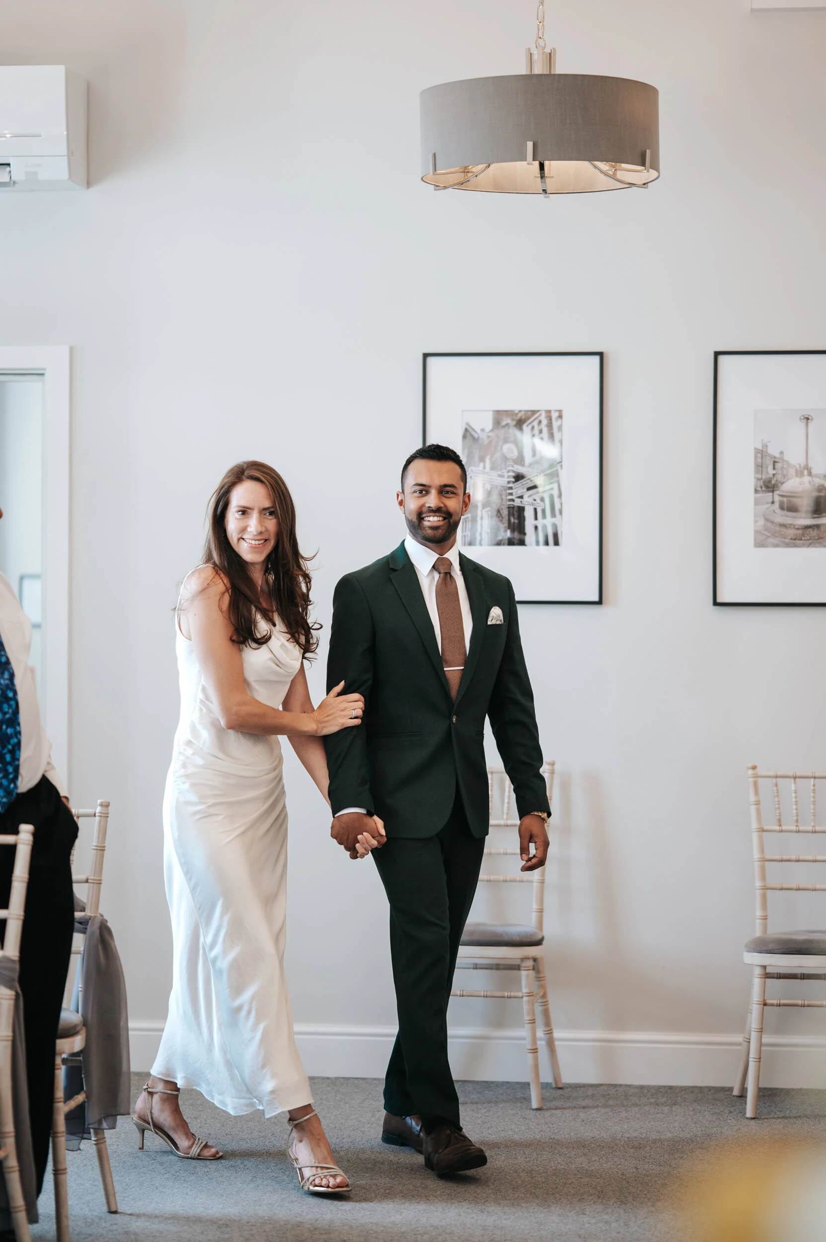 intimate-micro-wedding-bury-st-edmunds-registry-office-suffolk