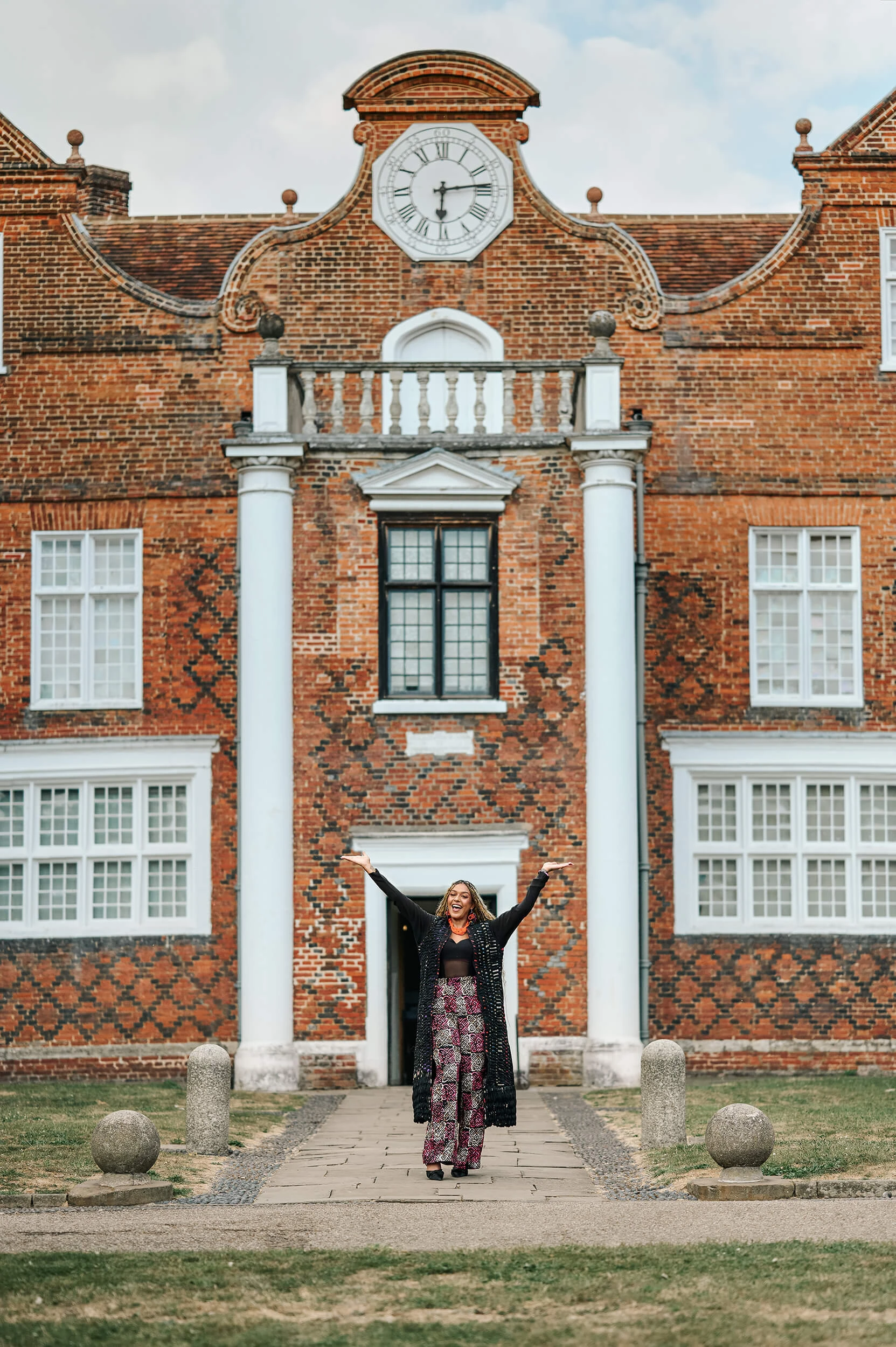 ipswich-mansion-event-photographer-suffolk-lily-hammond-uwu-studio-