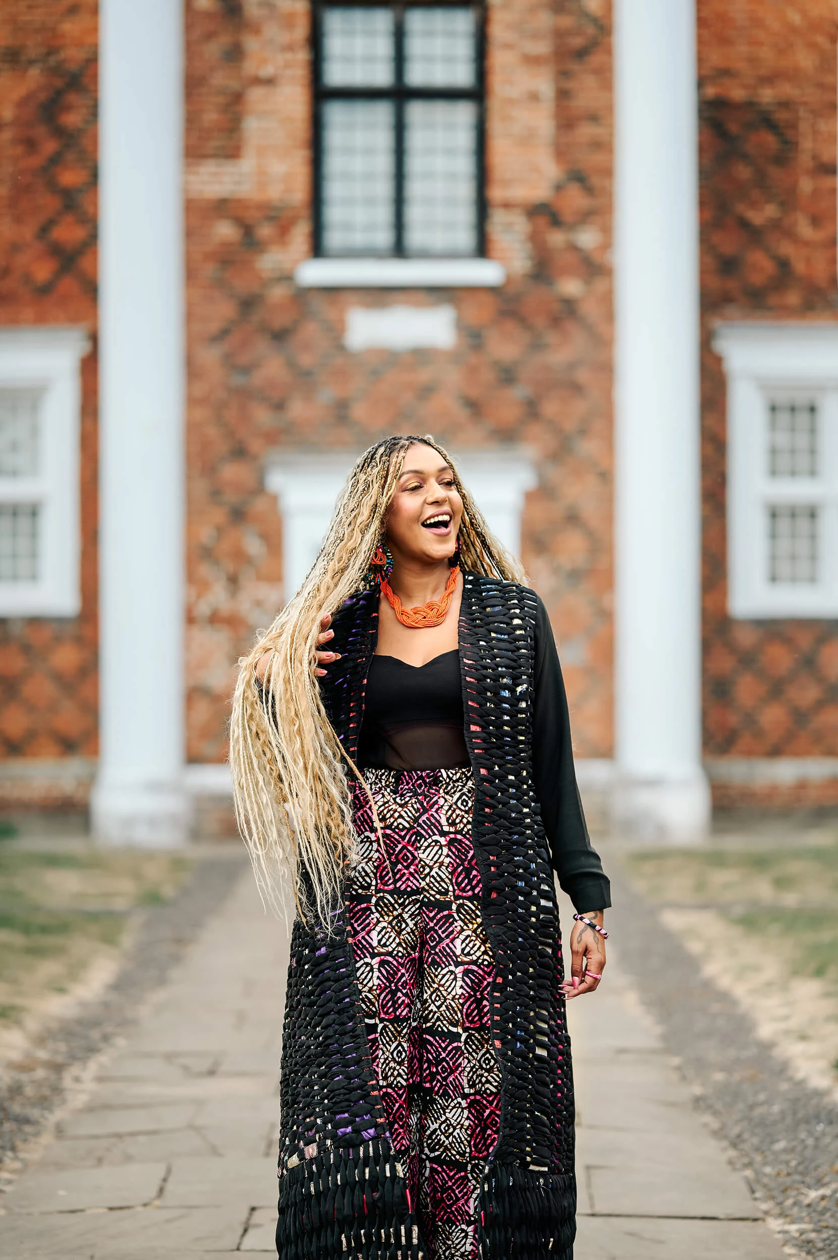 ipswich-mansion-event-photographer-suffolk-lily-hammond-uwu-studio-