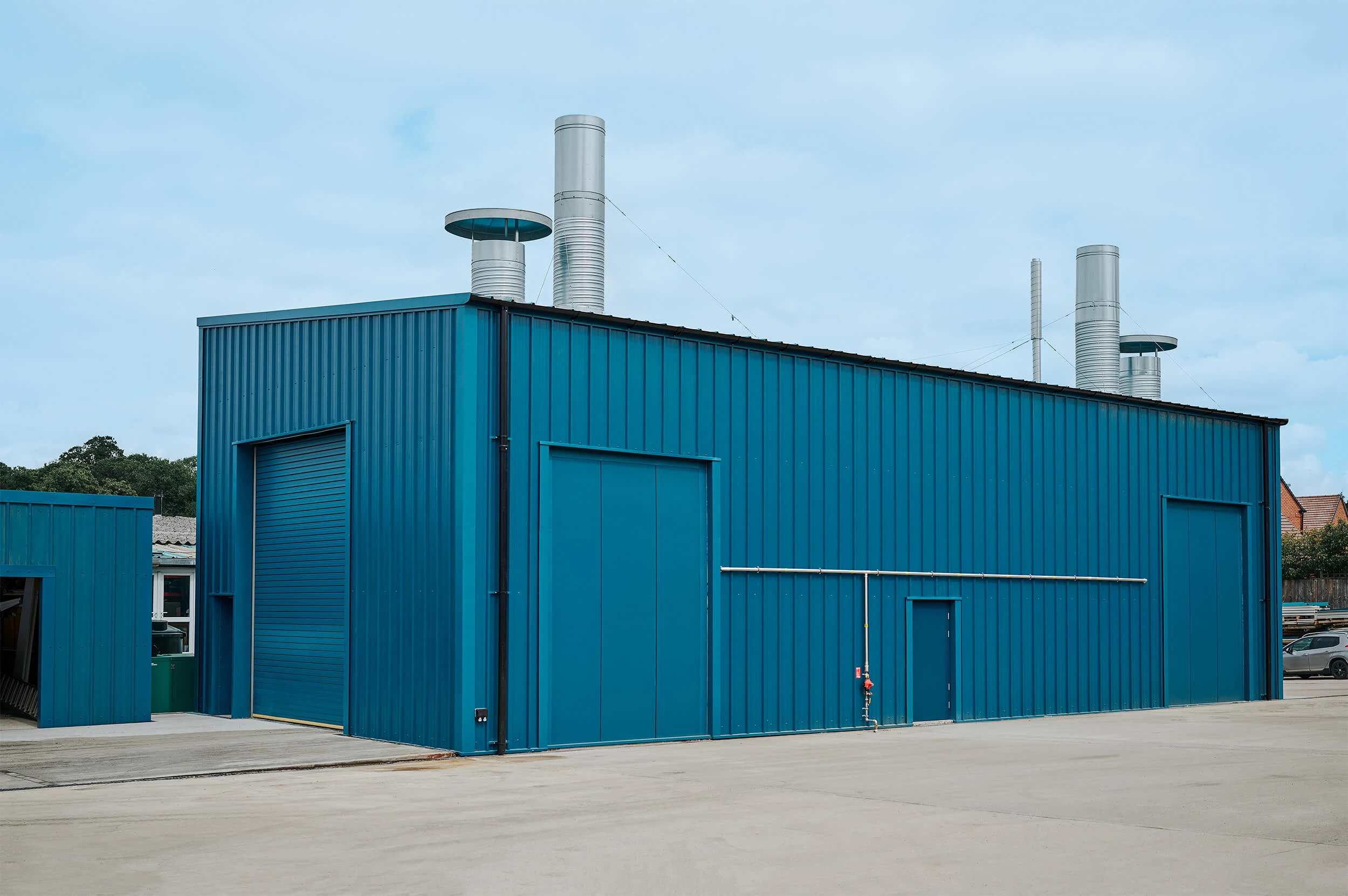 &ldquo;Exterior of Junair&rsquo;s large industrial spray booth built for finishing luxury horseboxes