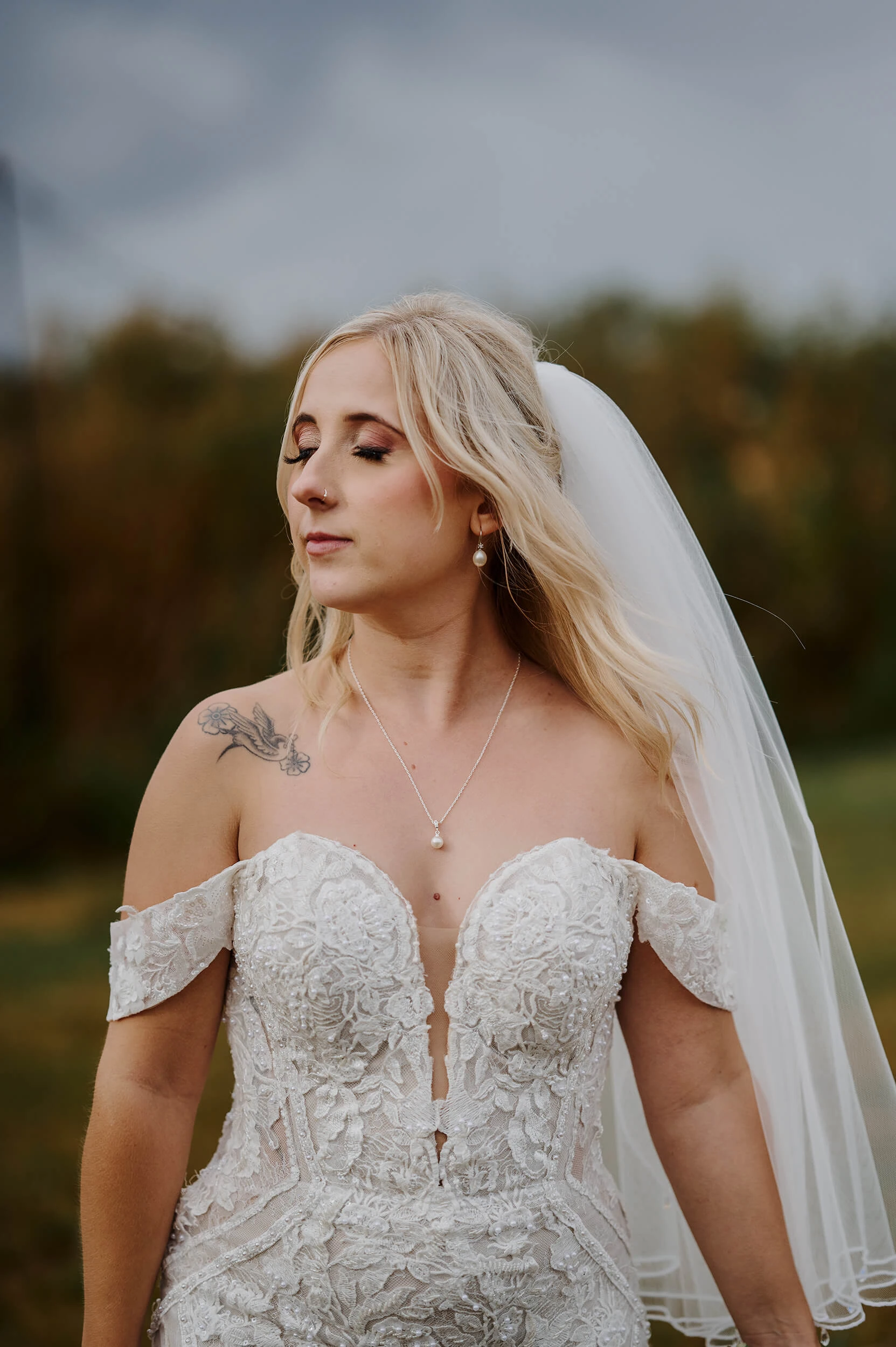 alternative-creative-wedding-photographer-suffolk-barn-venue