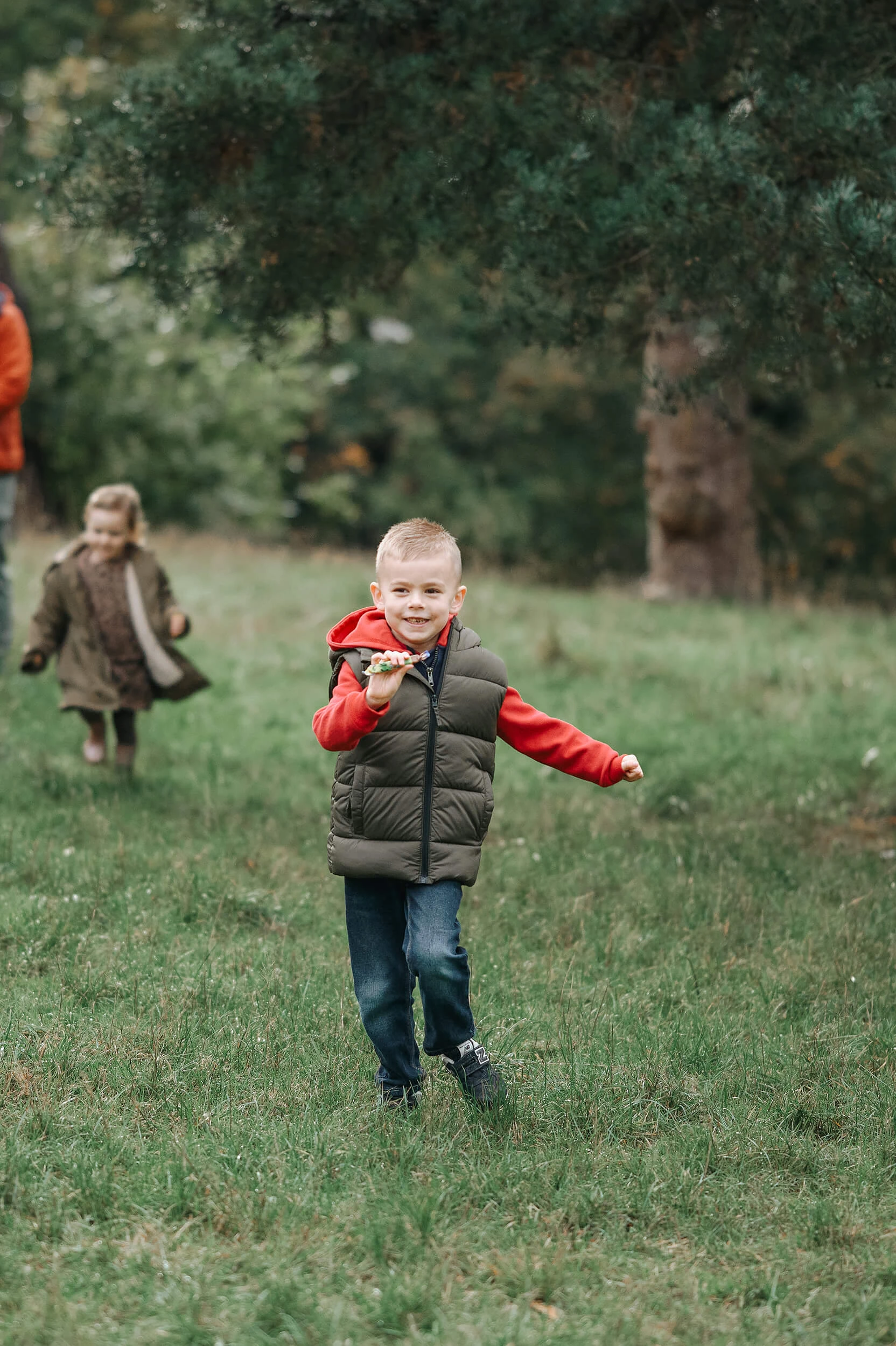 family photo shoot outdoors in surrey