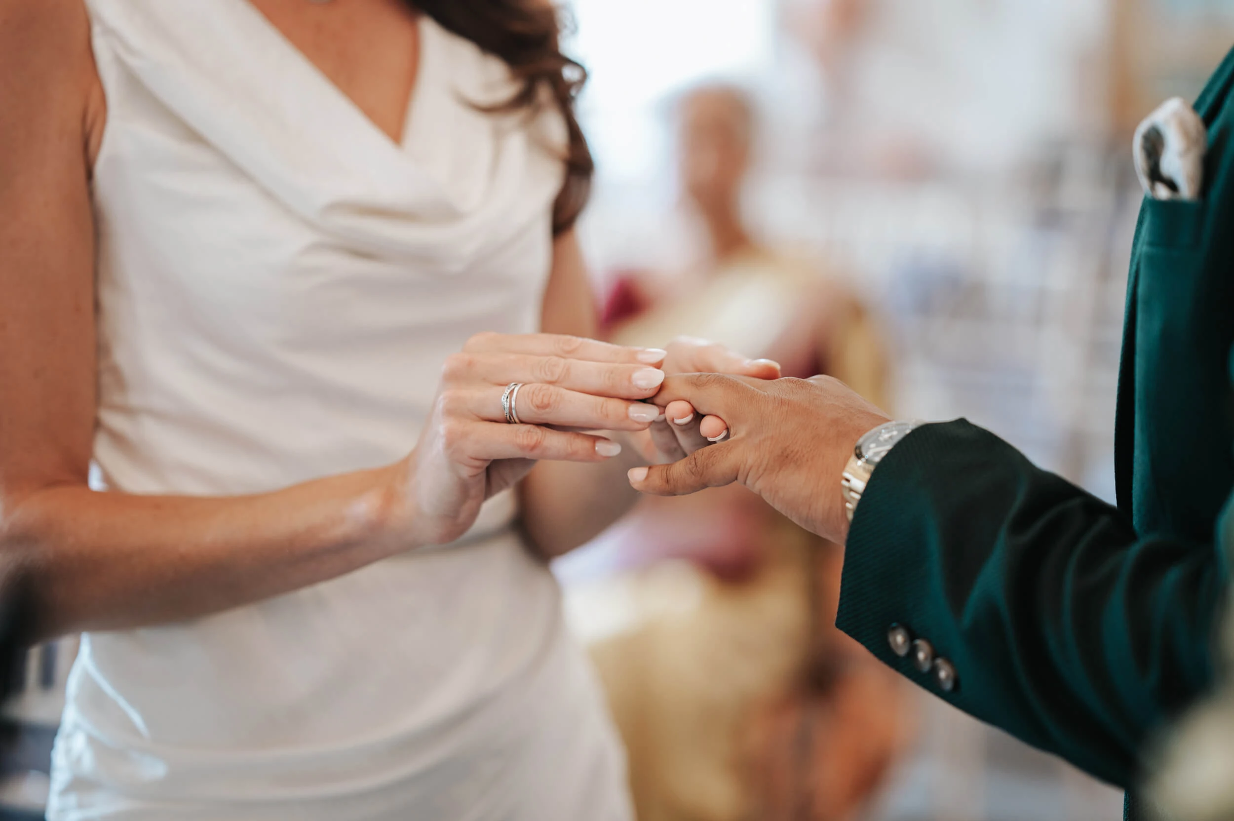 intimate-micro-wedding-bury-st-edmunds-registry-office-suffolk