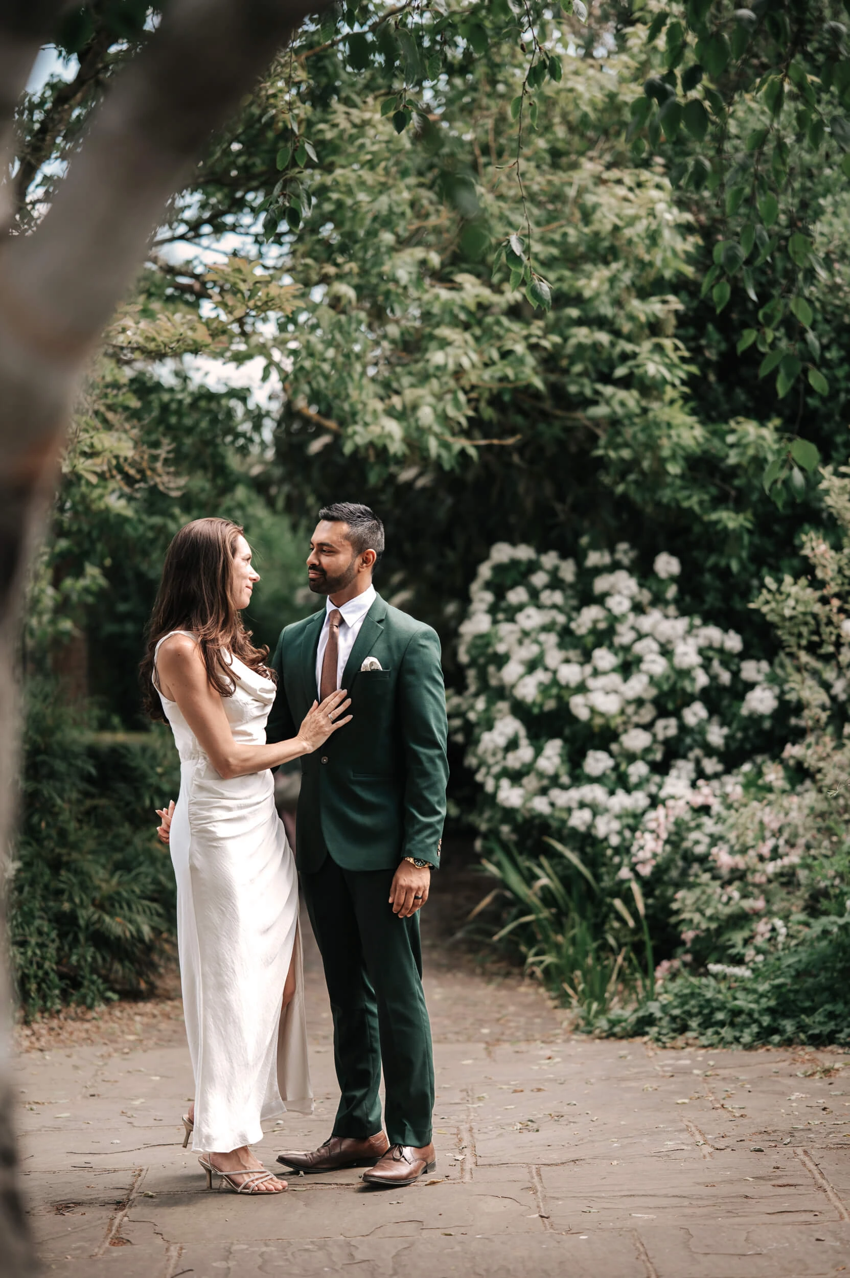 intimate-micro-wedding-bury-st-edmunds-registry-office-suffolk