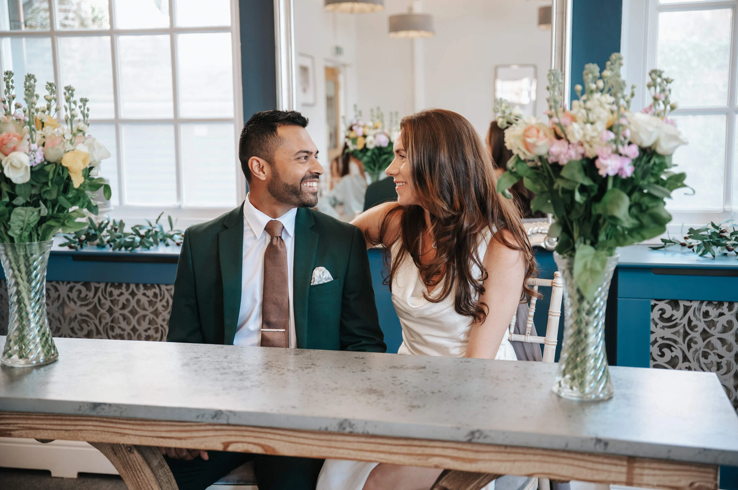 intimate-micro-wedding-bury-st-edmunds-registry-office-suffolk