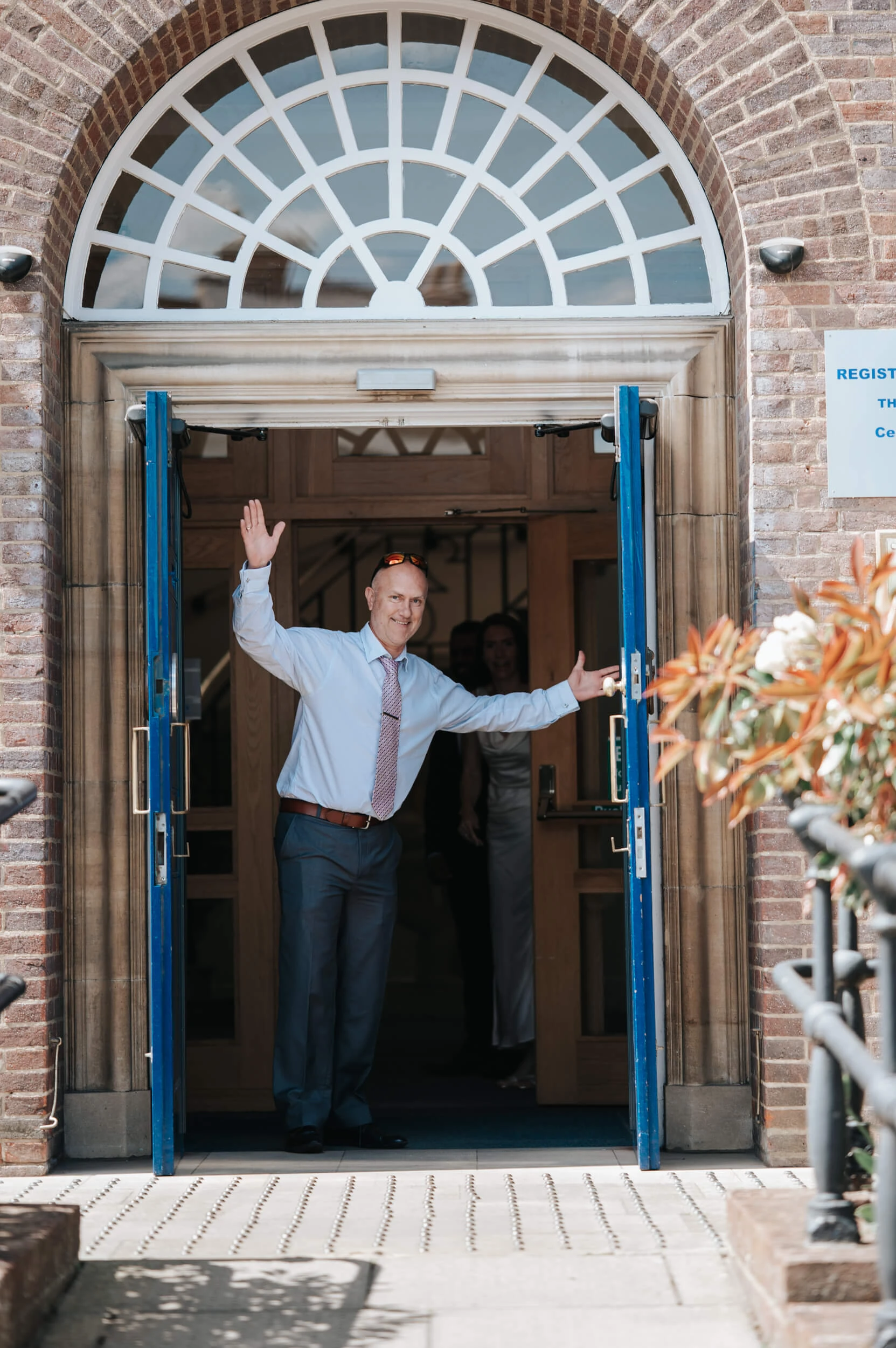 intimate-micro-wedding-bury-st-edmunds-registry-office-suffolk