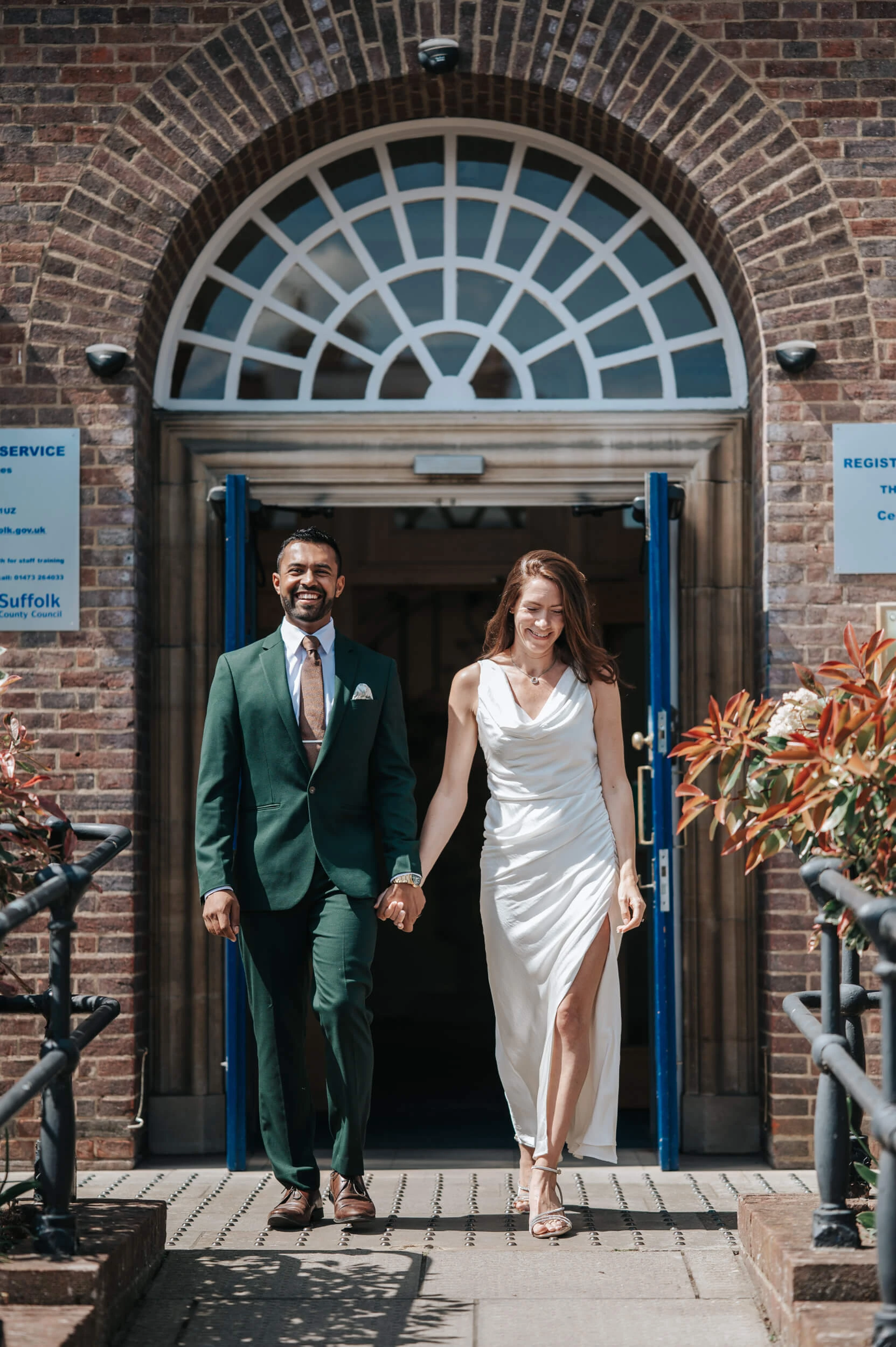 intimate-micro-wedding-bury-st-edmunds-registry-office-suffolk