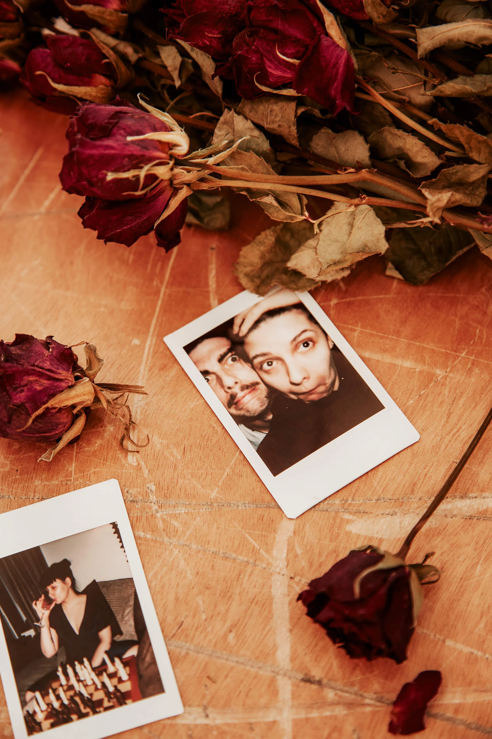 Boho_Gothic_Romantic_Relaxed_Alternative_Wedding_Photographer_In_Suffolk_Kezia_Tan