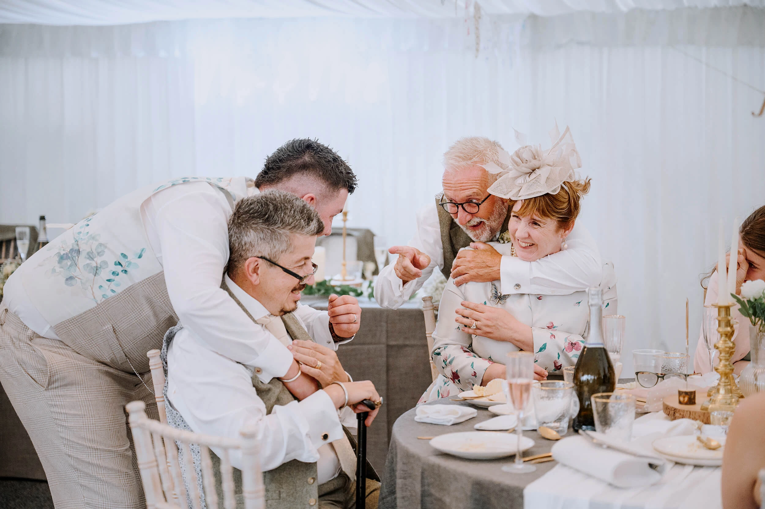 alternative-countryside-barn-wedding-in-suffolk-photograhper-