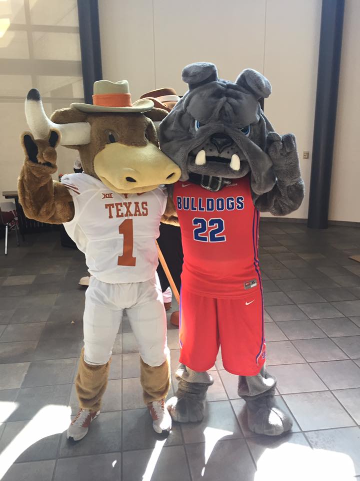 Hook Em 161-hook-em.jpg