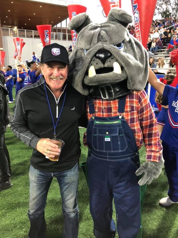 Kix Brooks 167-726656579539743216049657364346952323956736n.jpg