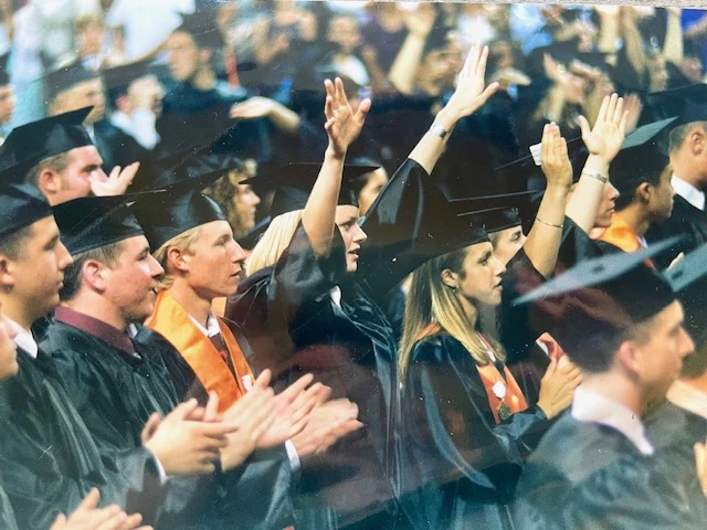 2608-dhs-commencement-pic-16874542281265.jpg