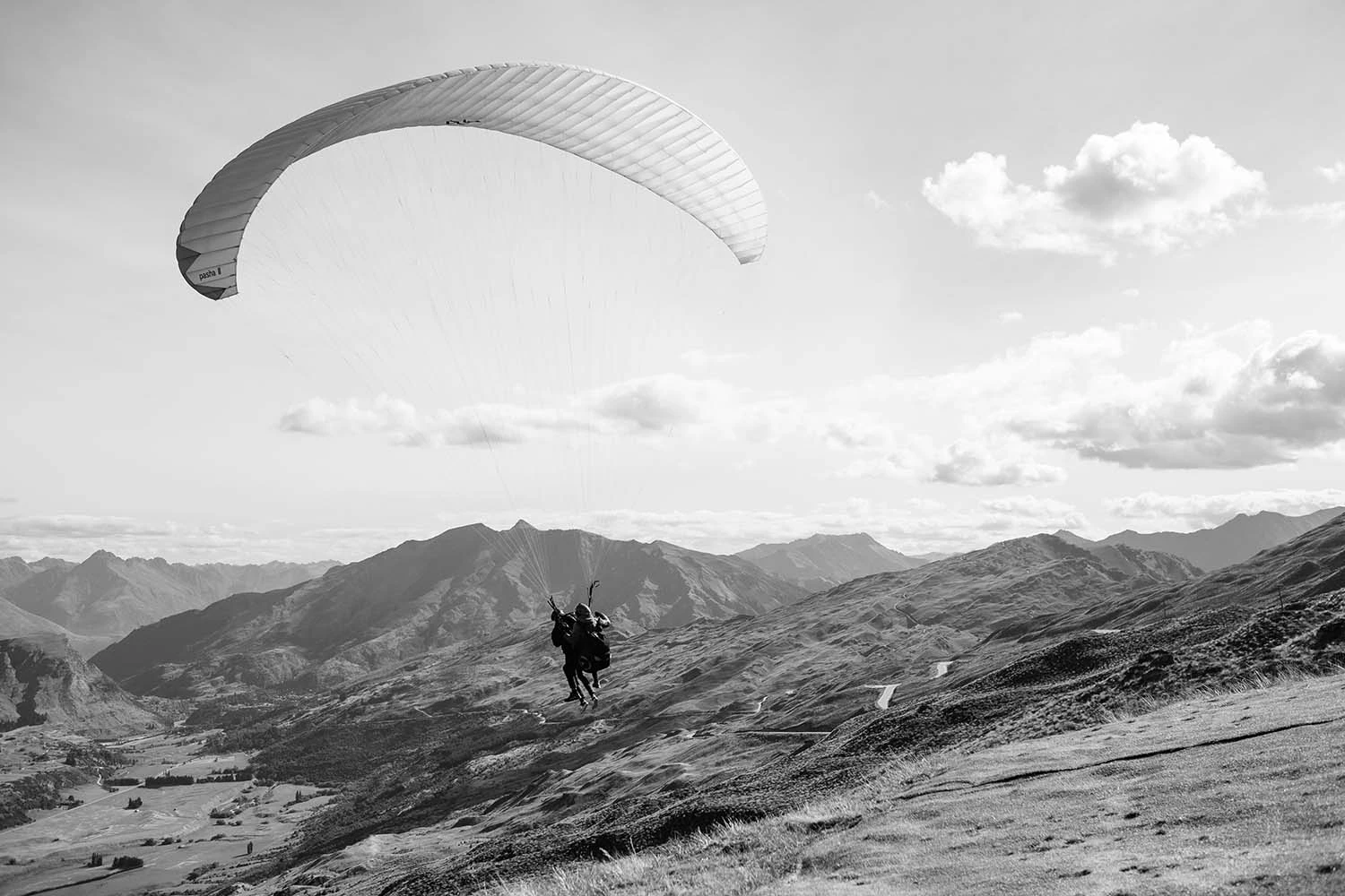3105-1-small-43-r1422-parachute-bw-16529534826965-1778671141275.jpg
