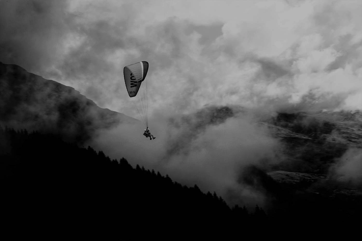 r165-1-small-wenhao-ji-novntkqmxgg-unsplash-2-16956542214069.jpg