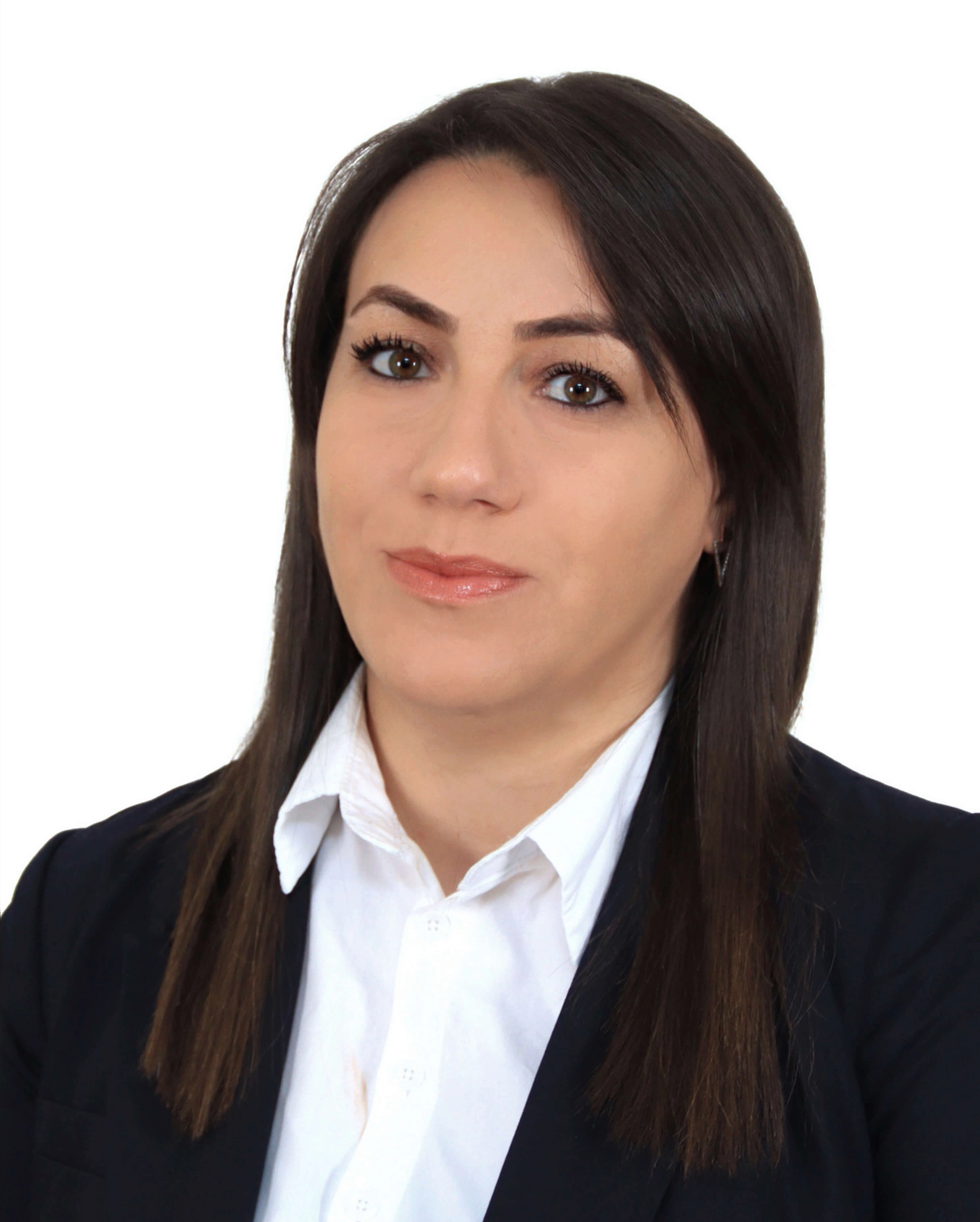 01312976371149679-anush2-17314323179087.jpg
