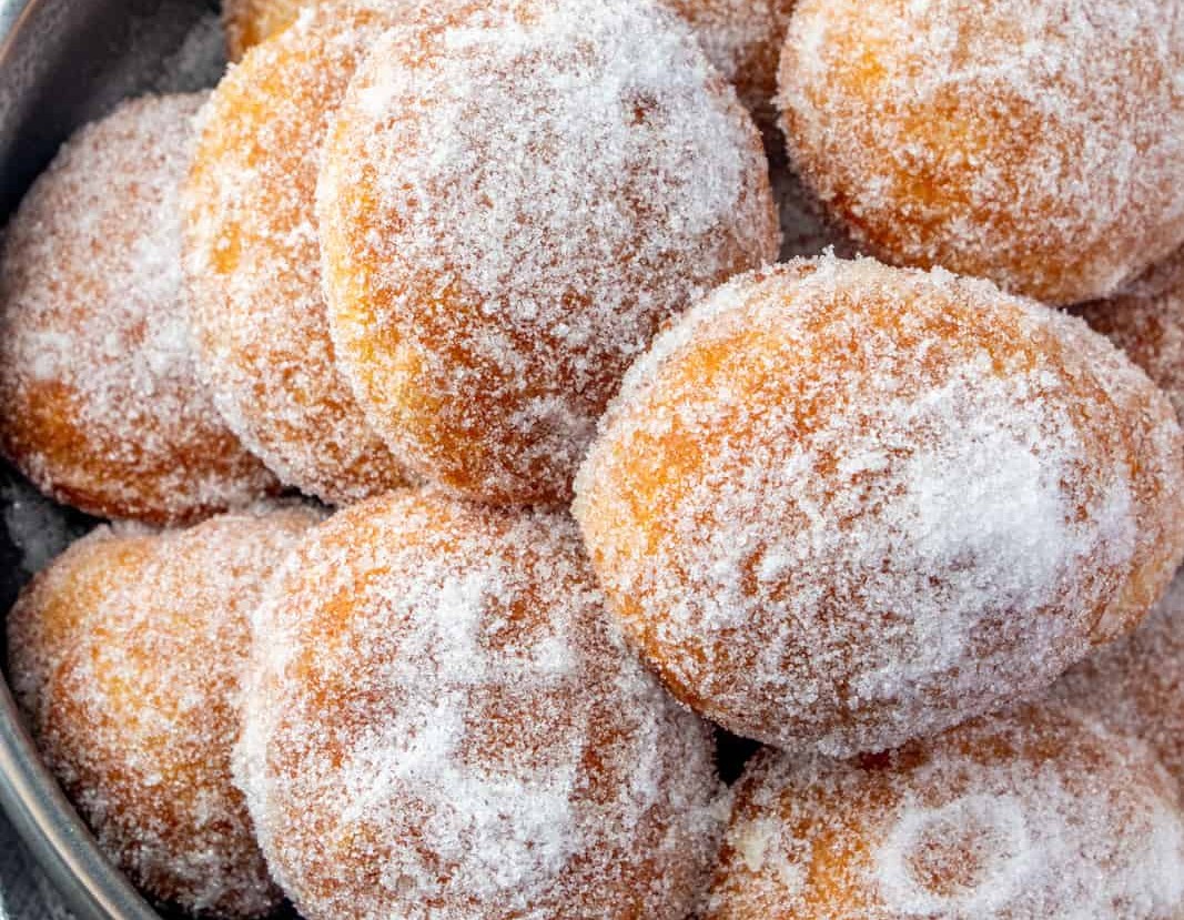 0386106782946-sugar-donuts-7.jpg