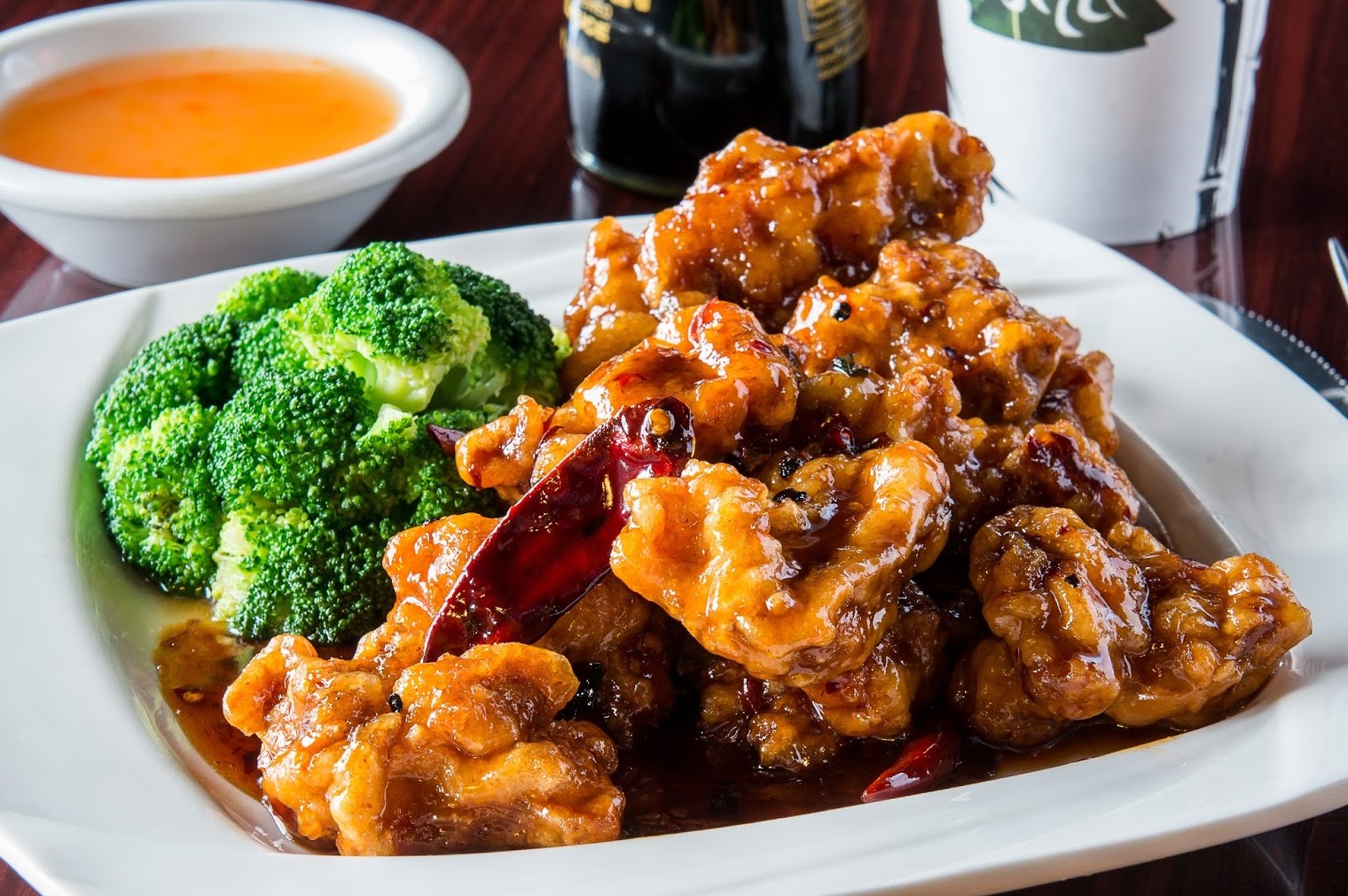 37711520101149-gtchicken01.jpg