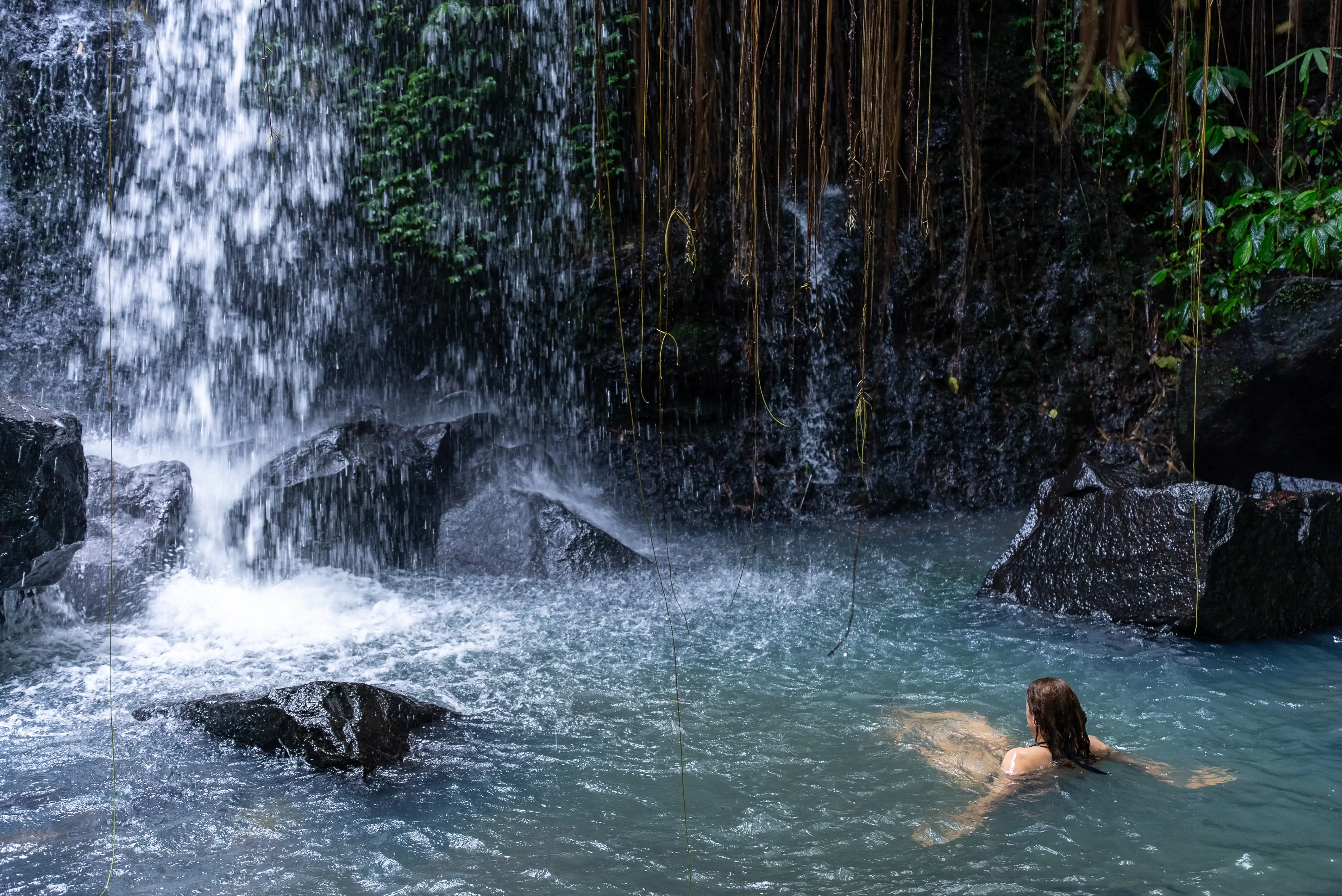 1908-baliecostayremichapeaublancwaterfall-swimming-10-17341584386205.jpg