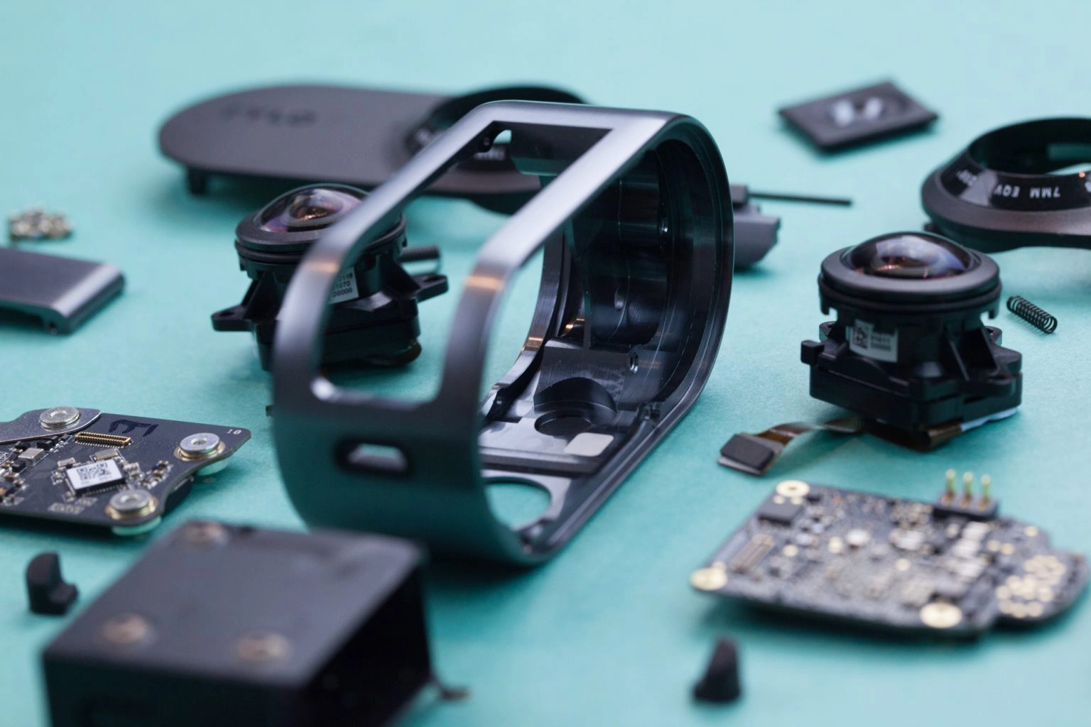 941-r875-reverse-engineering-parts-camera-david-mayer-at-fictiv-1536x1024jpeg-17362623058588.png