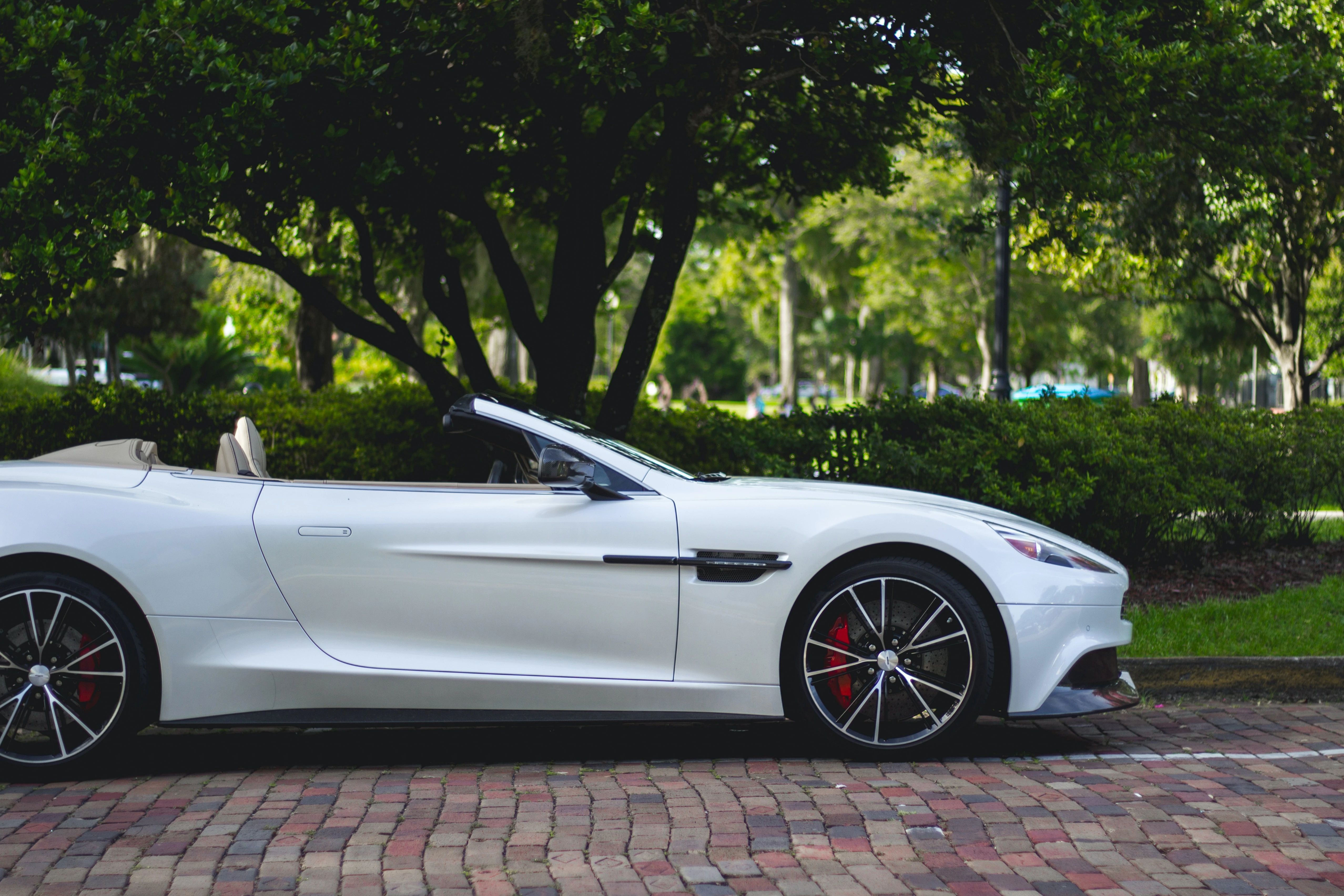 2901-andrew-pons-os7c4iw2rdc-unsplash-17049269047118.jpg