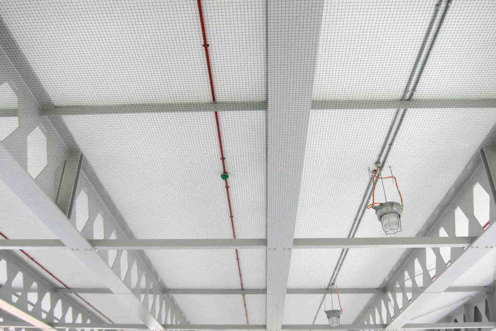 760164411002535-roofnetting-warehouse.jpg