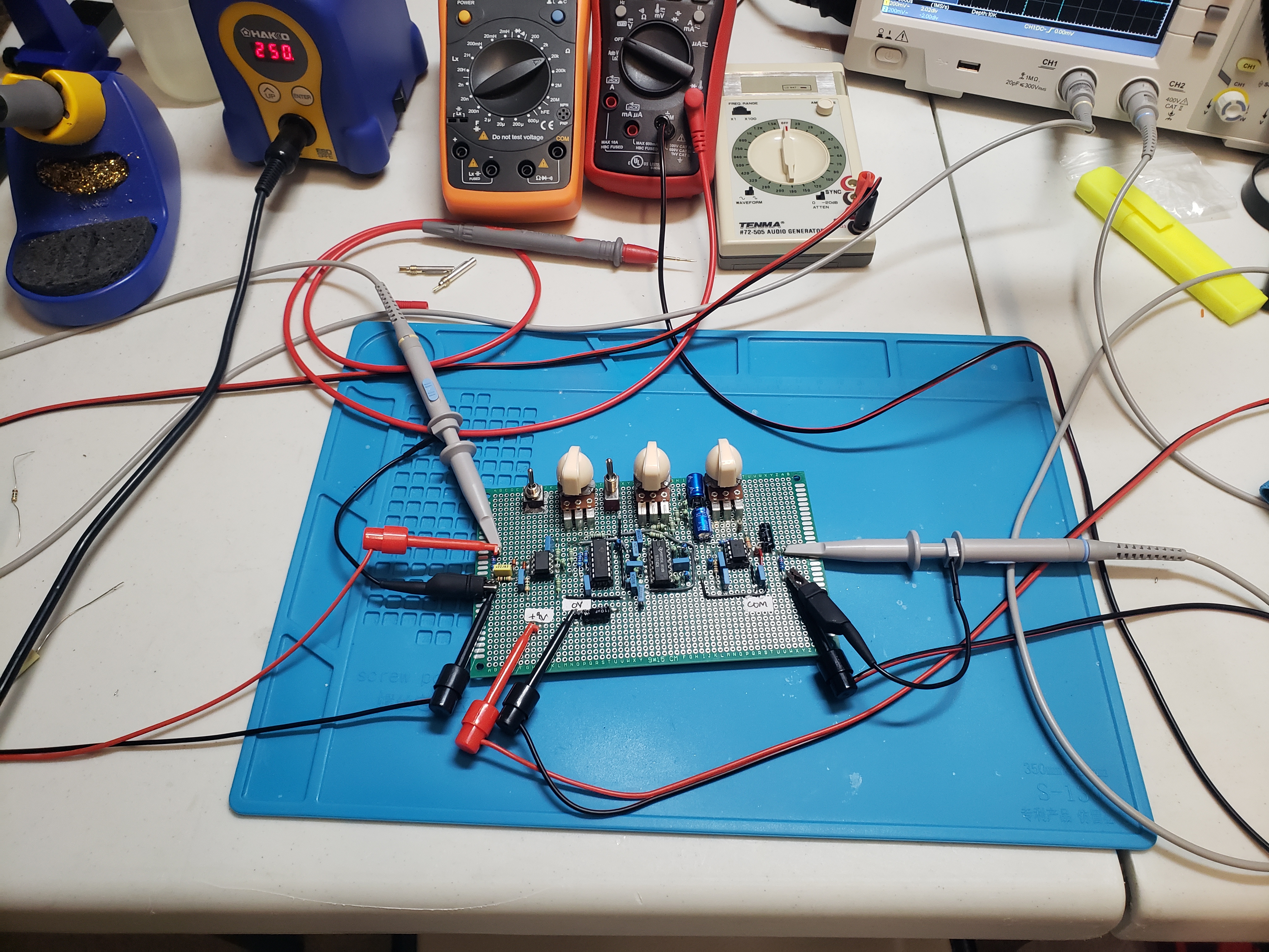 Bench testing the first prototype Midboost Flexible EQ + Boost circuit 1170-20231028150759-17595011724555.jpg