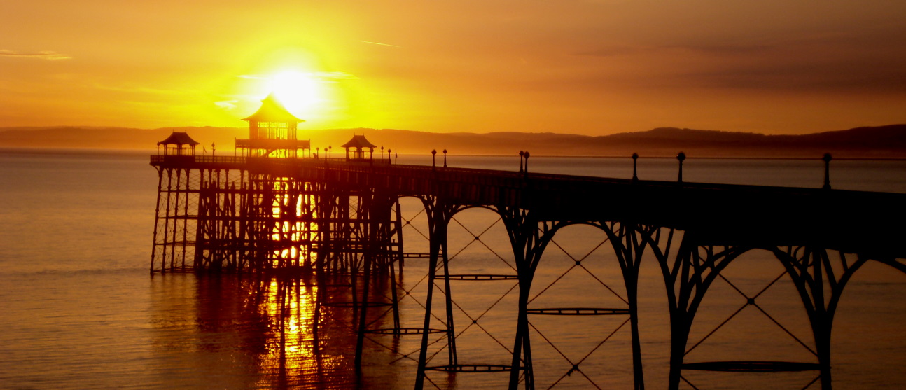r85-sunsetpier.jpg