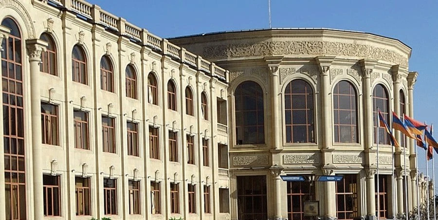 009004523434-գյումրու-քաղաքապետարան-1744875475263.jpg