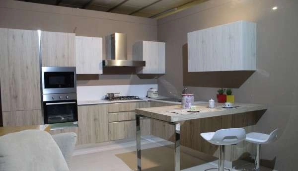professional organizer updated small apartment kitchen