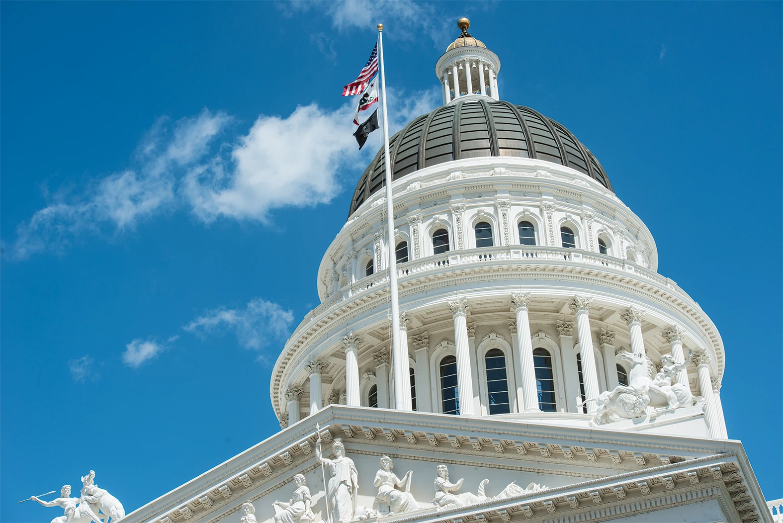 298-california-state-capital-building-16879881584799.png