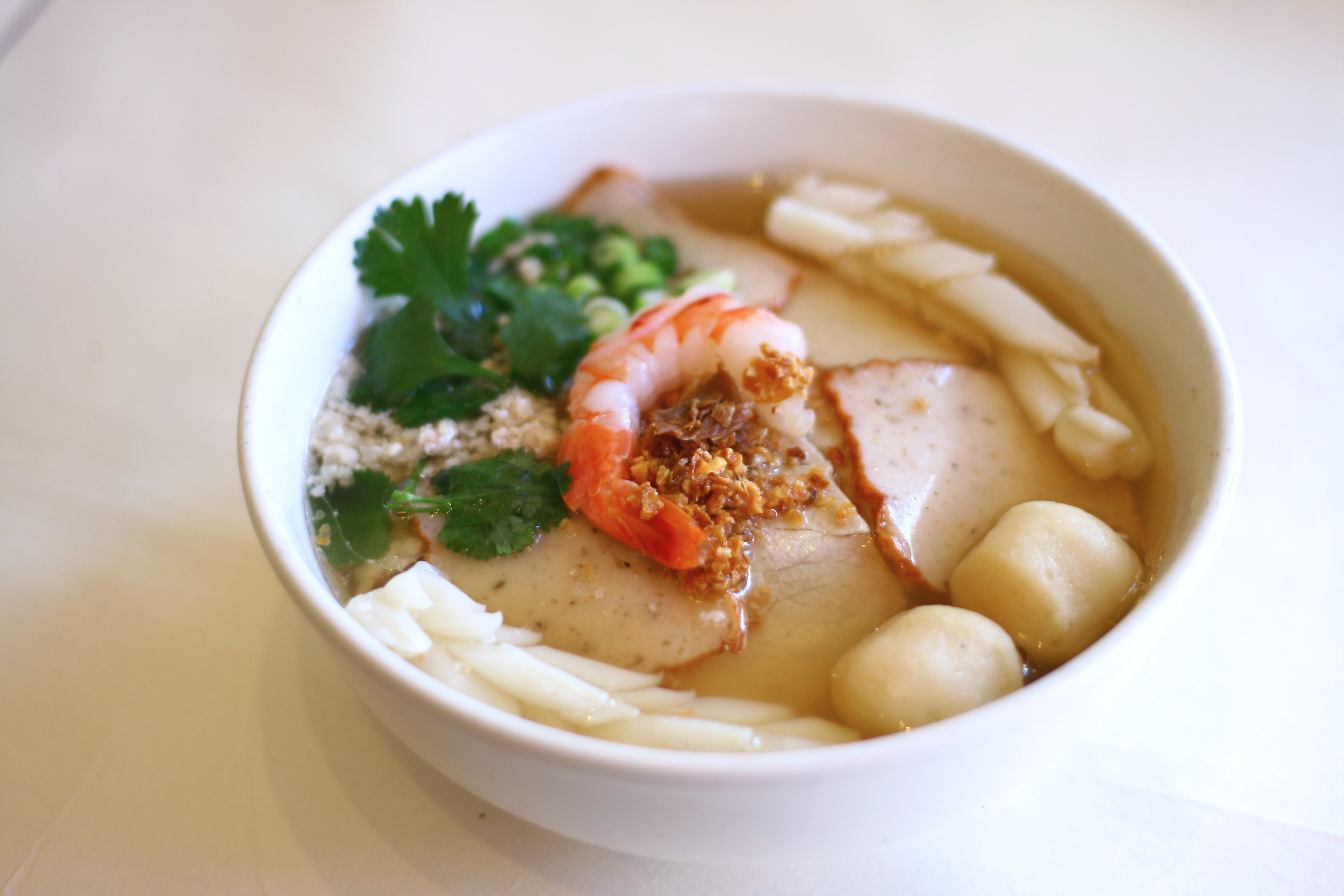 215-1phnompenhnoodle-15884089463726.jpg